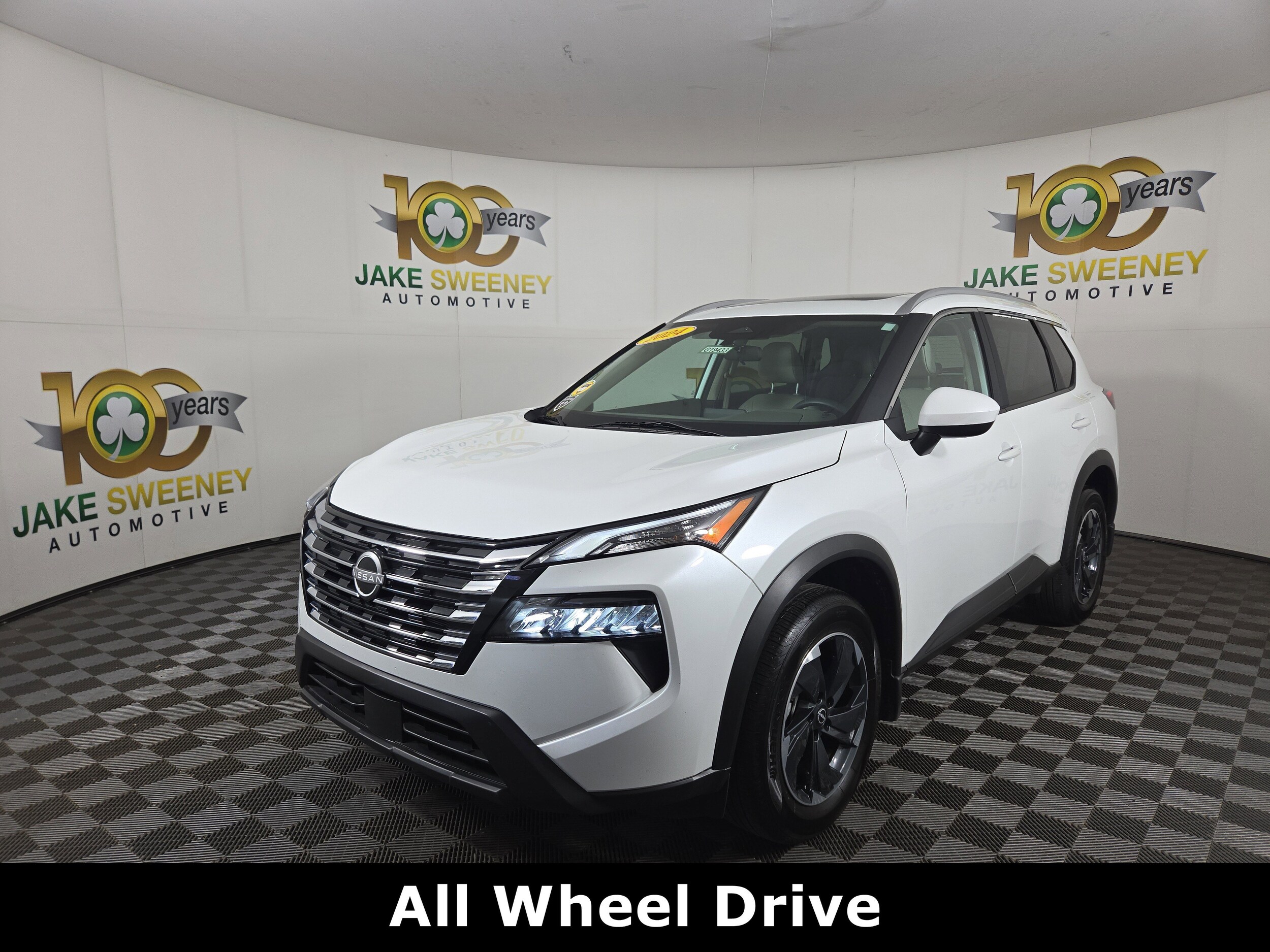 2024 Nissan Rogue SV AWD photo 3