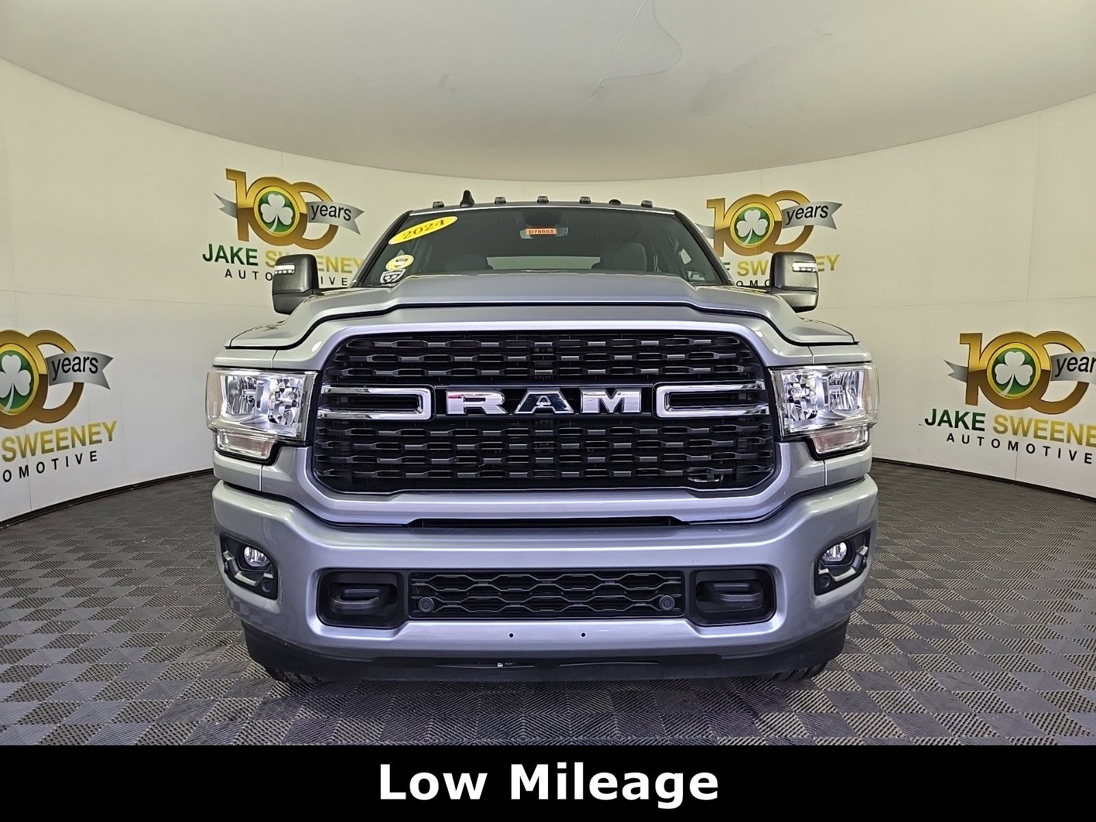 Used 2024 RAM Ram 3500 Pickup Big Horn with VIN 3C63R3HL8RG190746 for sale in Cincinnati, OH