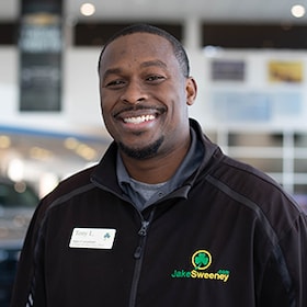 Staff member Tony Little from ID_303879ee4e8b