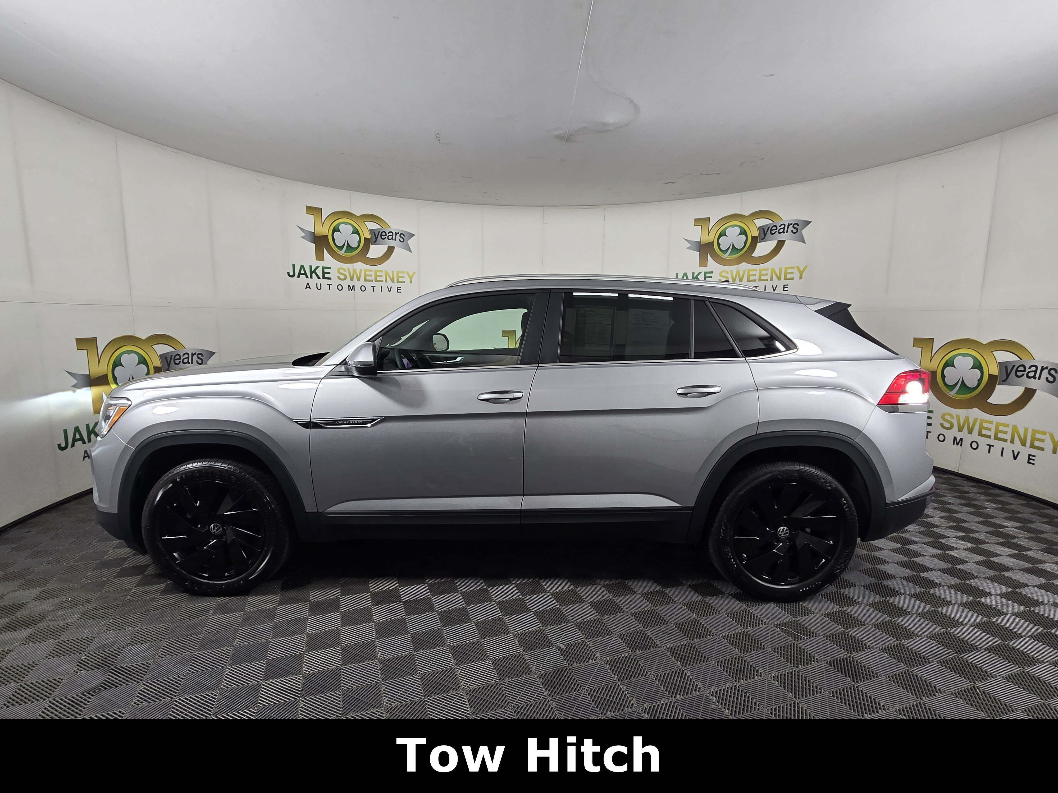Used 2025 Volkswagen Atlas Cross Sport 2.0T SE w/Technology SUV
