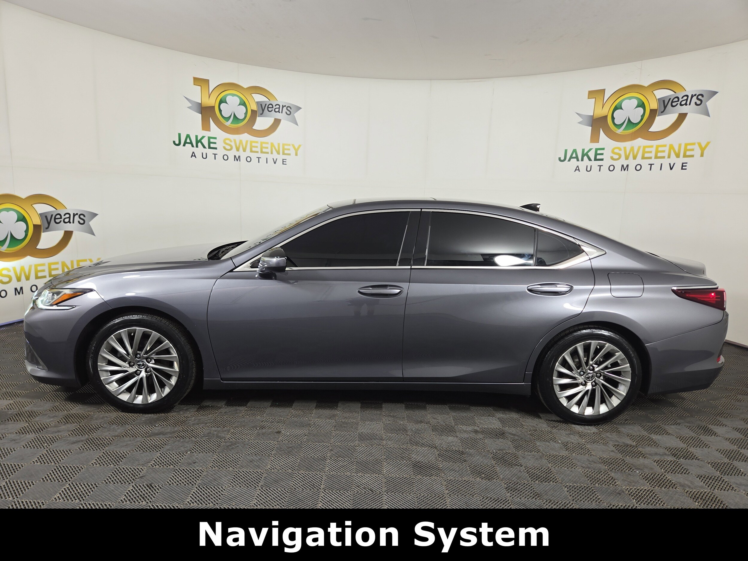 2019 Lexus ES 350 Luxury photo 4