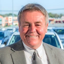 Staff member Fred Manegold from ID_166d60aa1dec