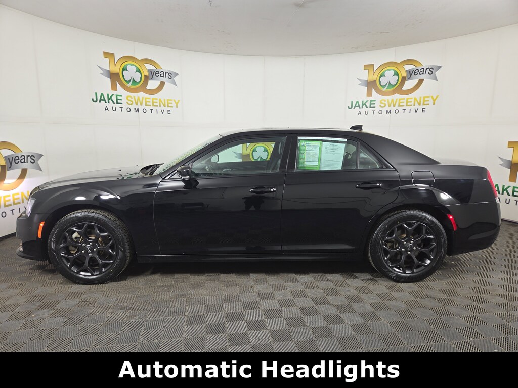 Used 2023 Chrysler 300 Touring L Sedan