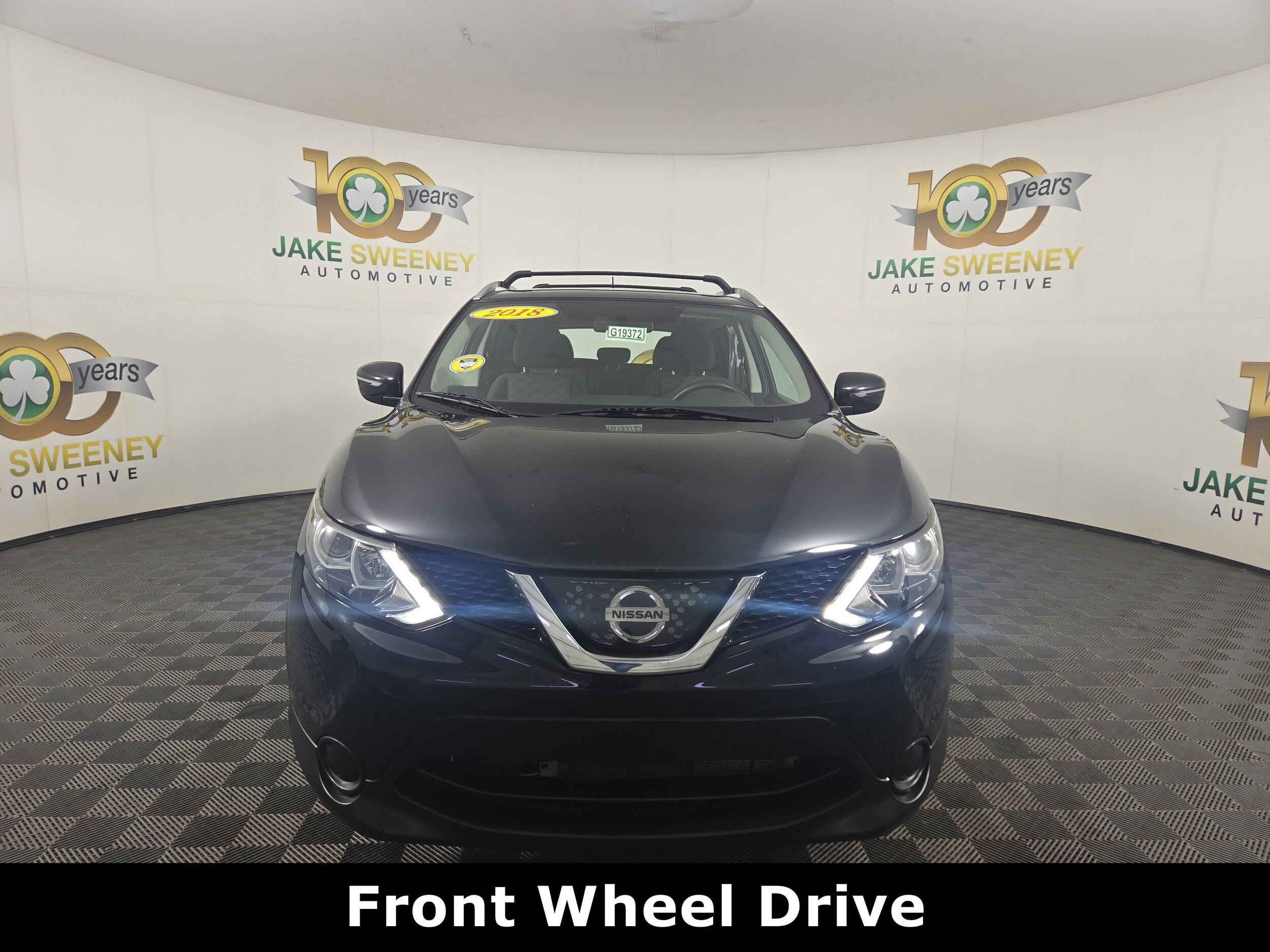 2018 Nissan Rogue Sport SV photo 2