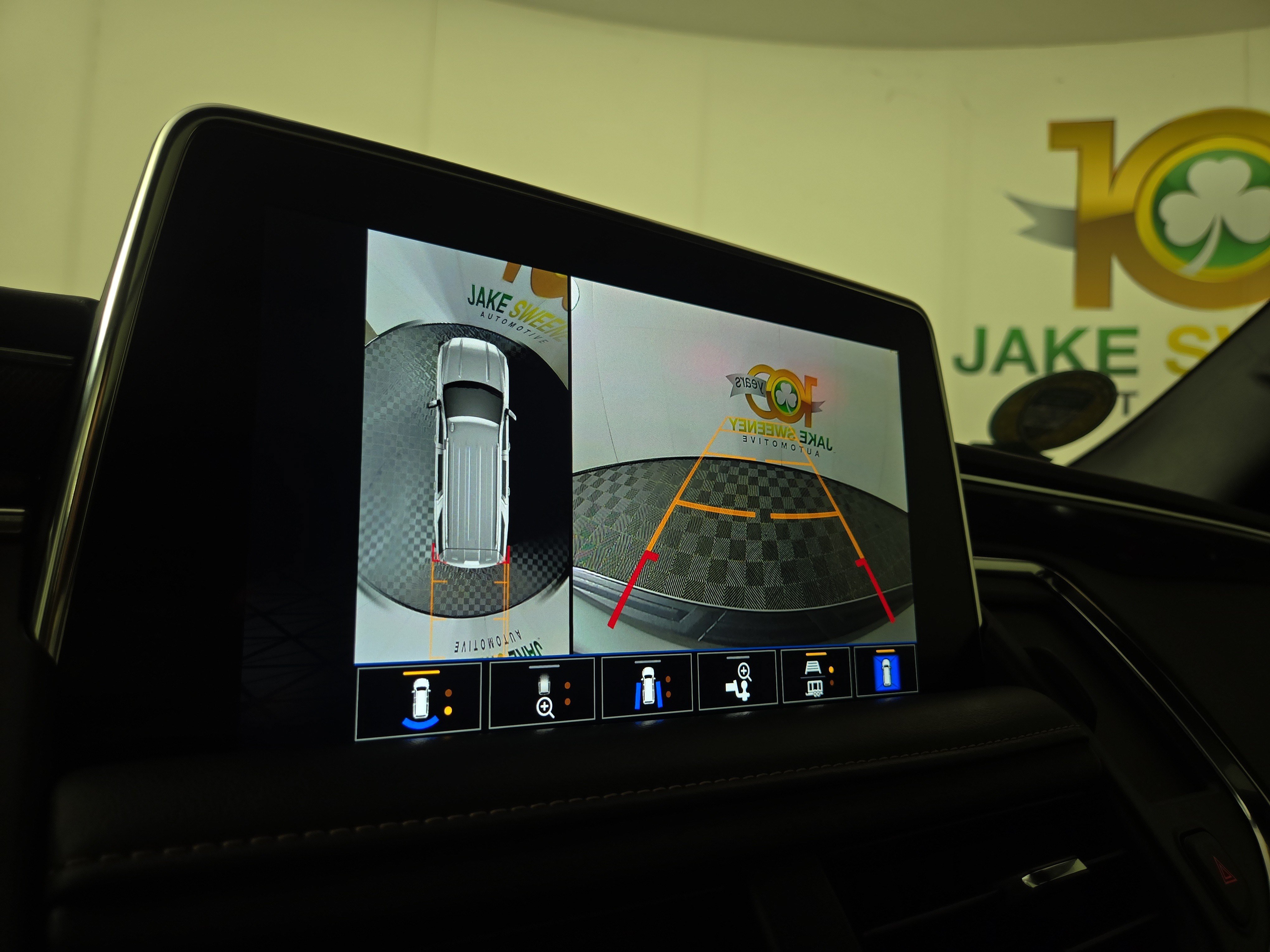 2023 GMC Yukon AT4 - Photo 22
