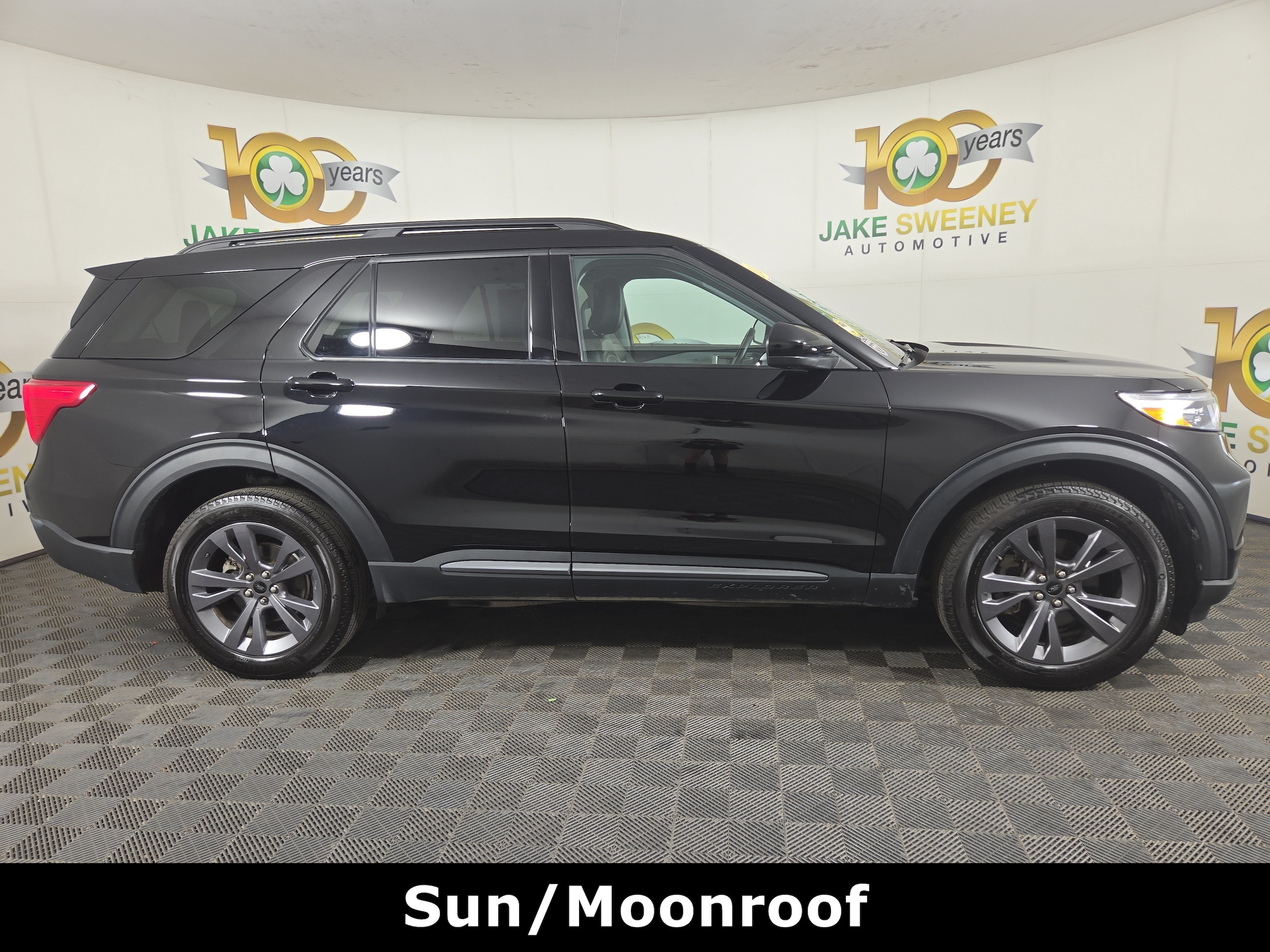 2024 Ford Explorer XLT - Photo 10