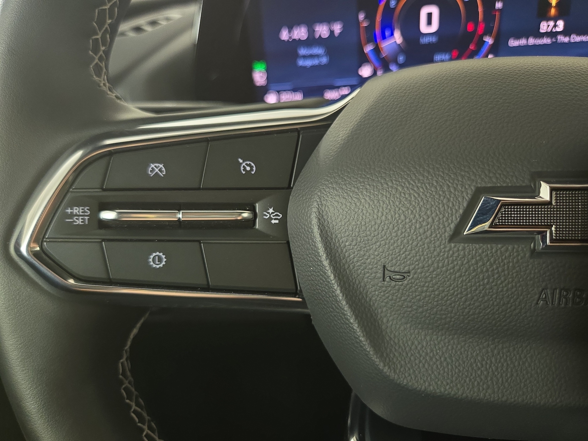 2025 Chevrolet Traverse Z71 - Photo 16