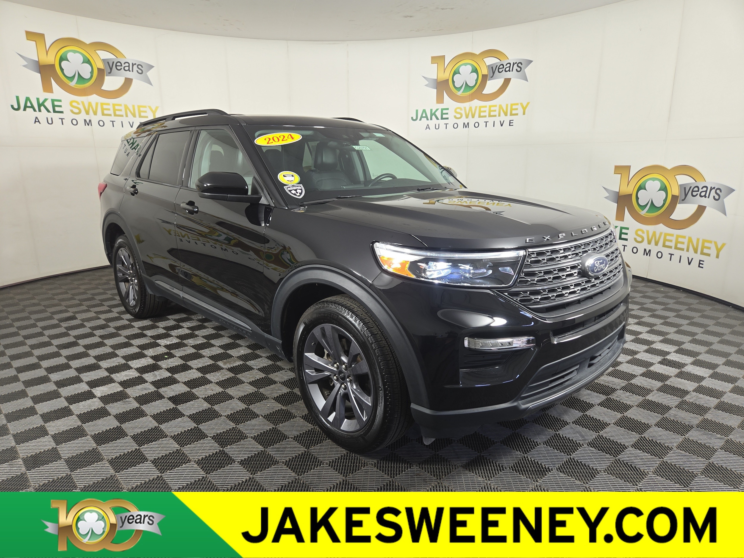 2024 Ford Explorer XLT - Photo 1
