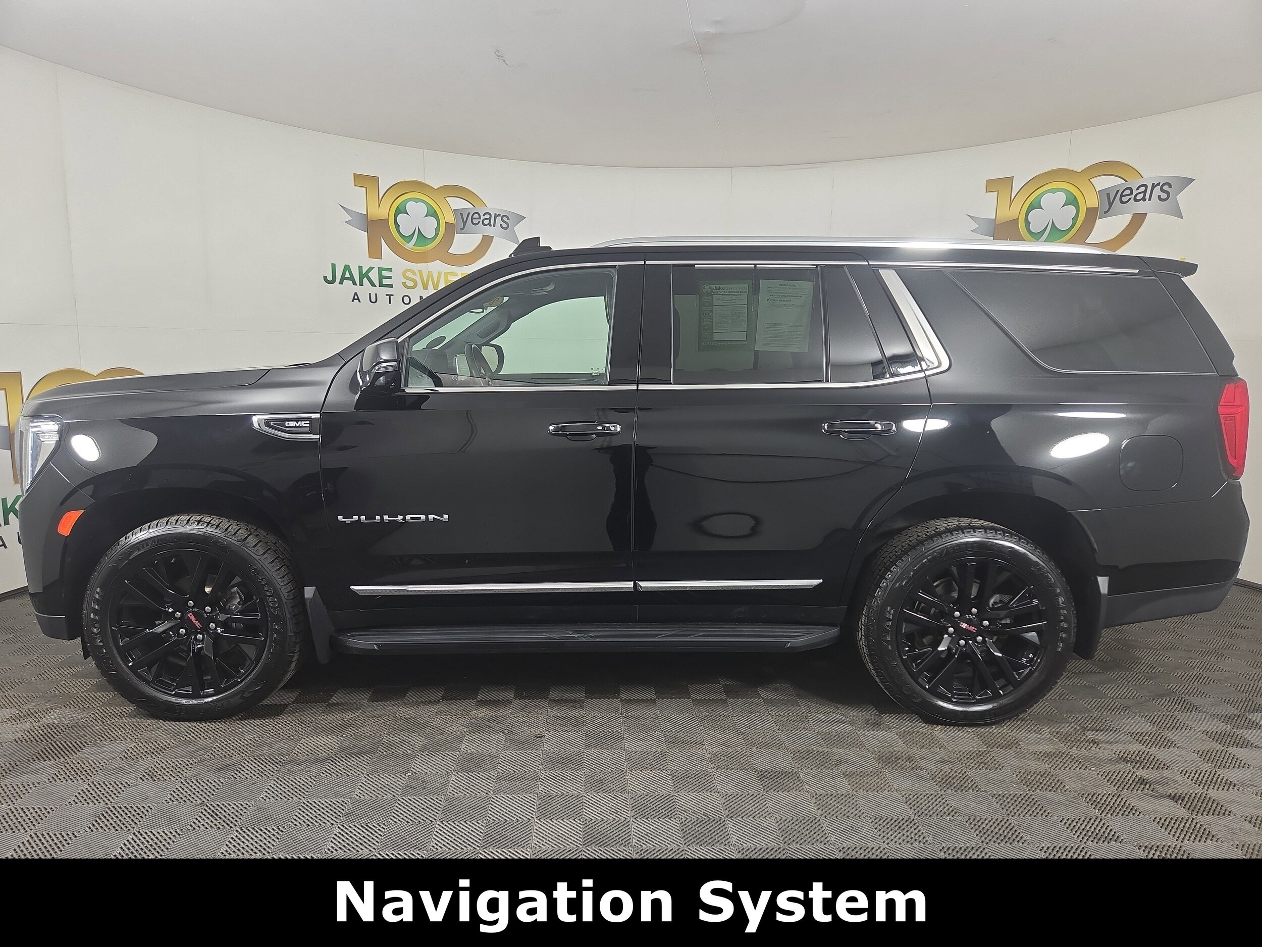 2022 Gmc Yukon SLT photo 3