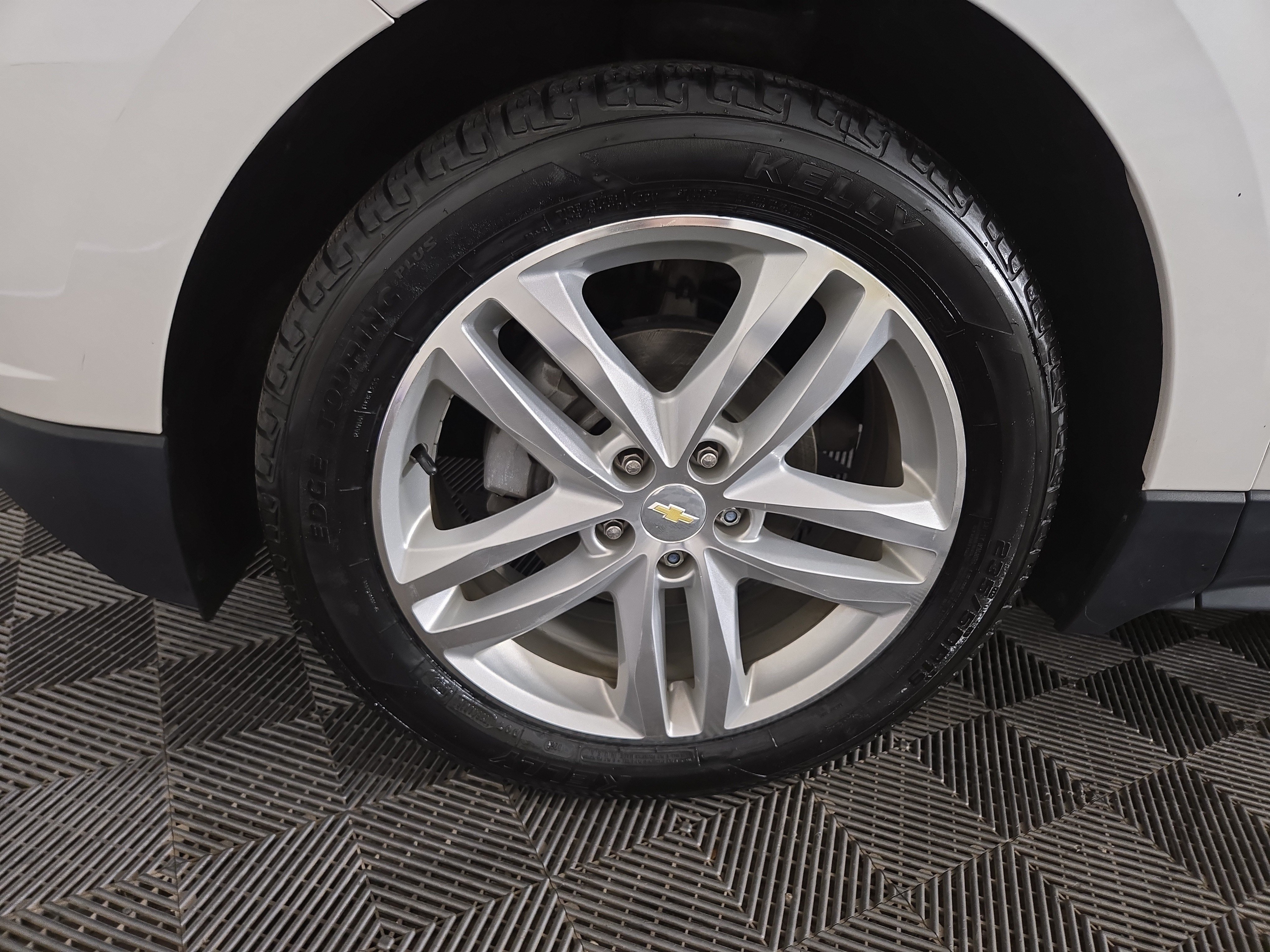 2019 Chevrolet Equinox Premier - Photo 34