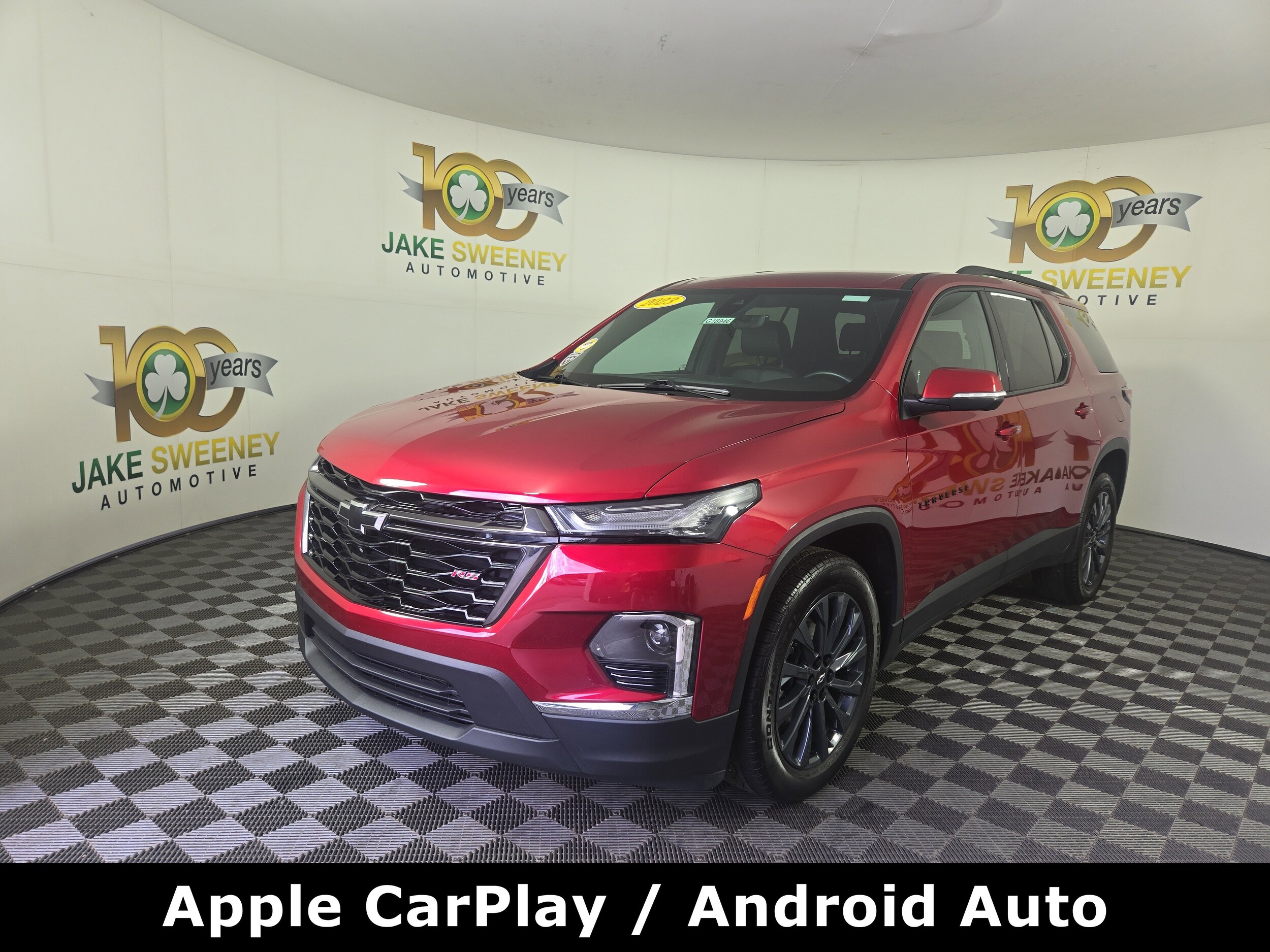 2023 Chevrolet Traverse RS photo 2