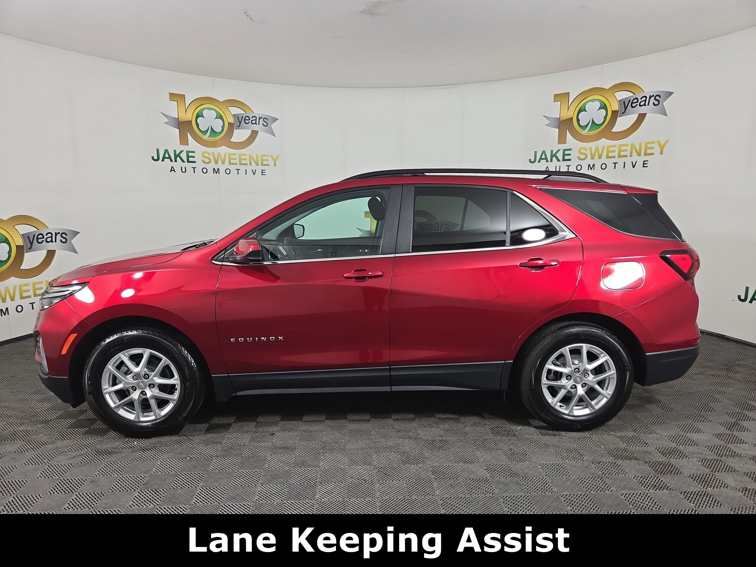 2023 Chevrolet Equinox LT photo 3