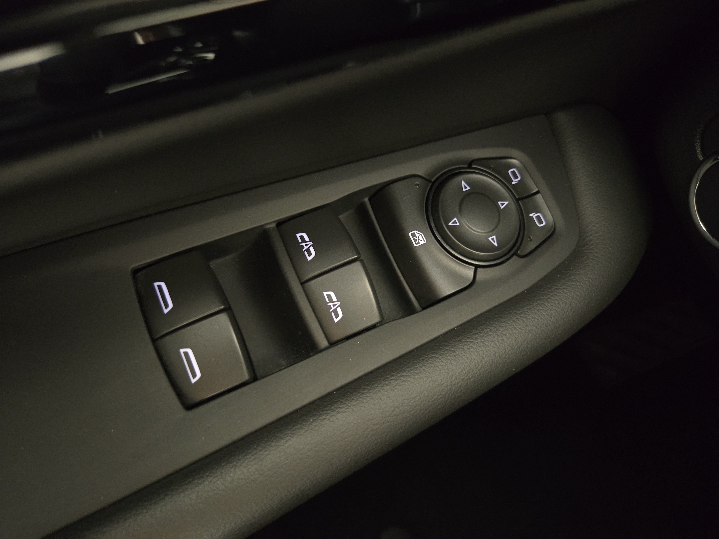 2025 Chevrolet Suburban Z71 - Photo 27