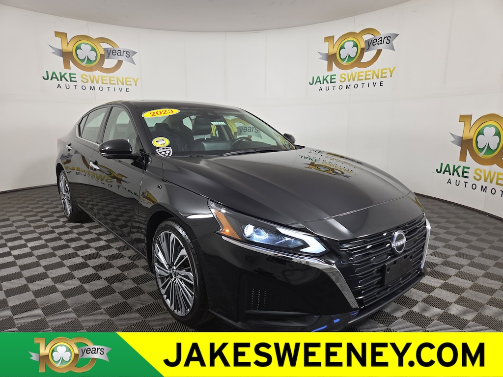 Used 2023 Nissan Altima Platinum