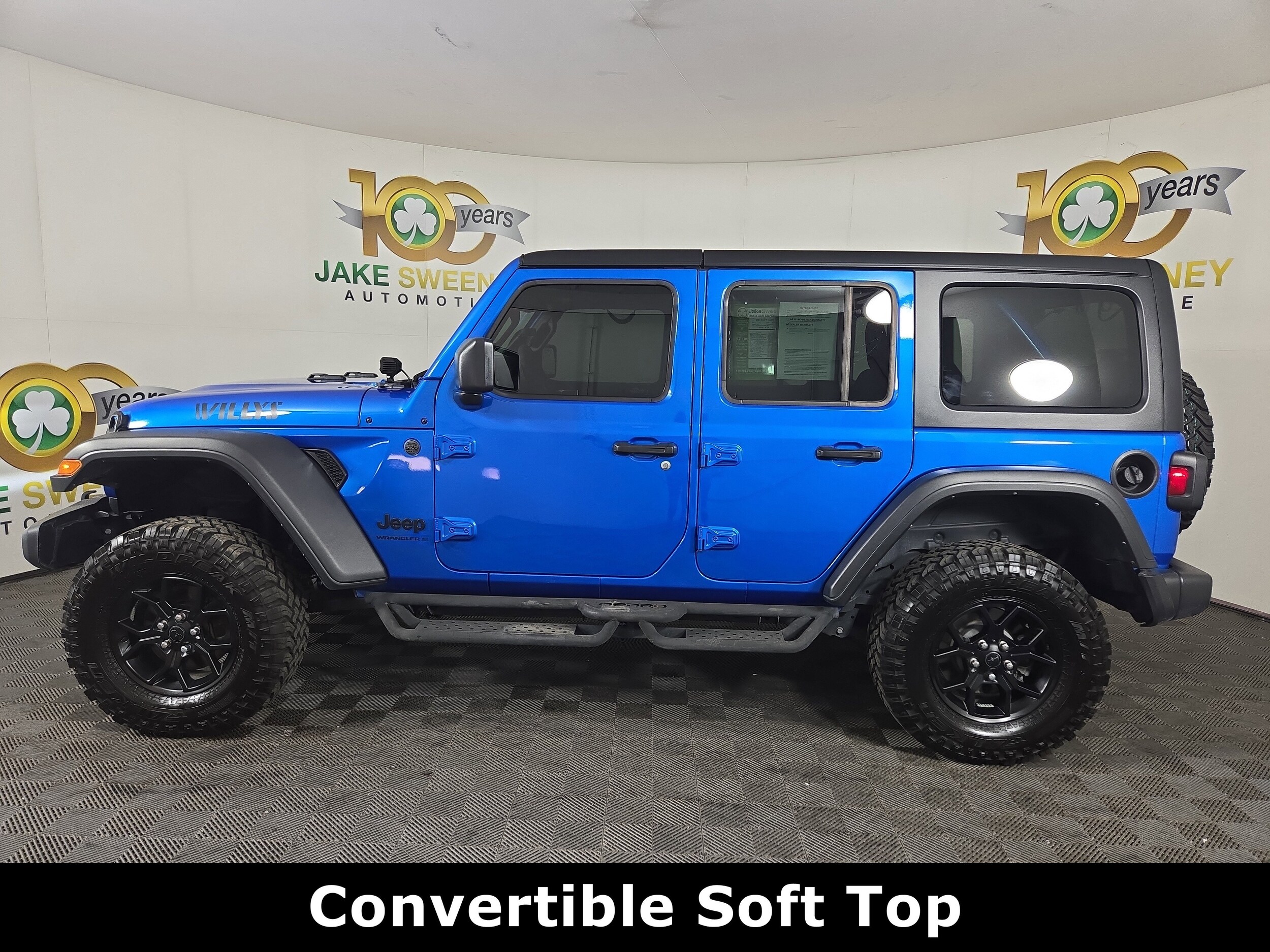 2024 Jeep Wrangler Willys photo 4