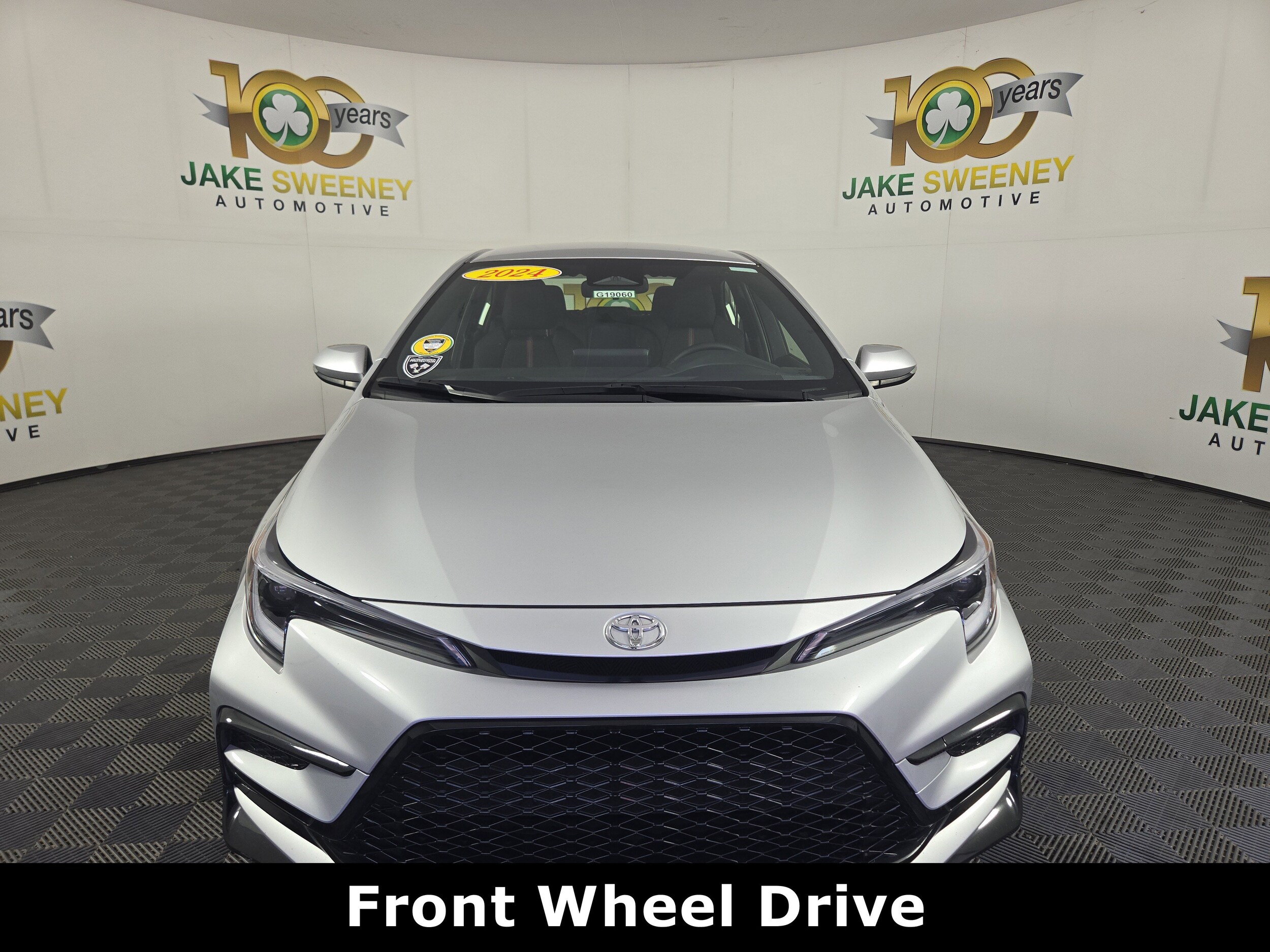 2024 Toyota Corolla SE photo 2