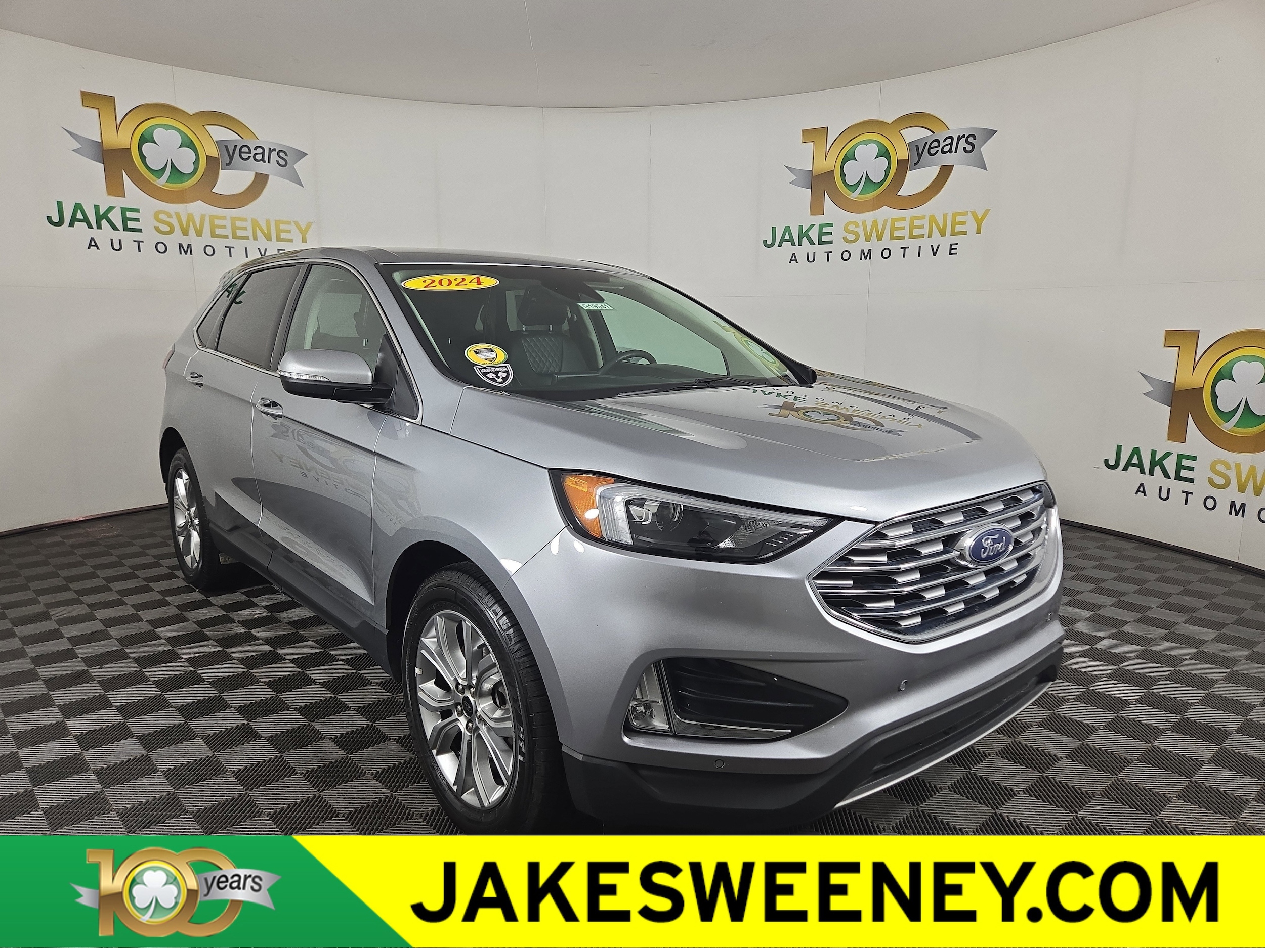 2024 Ford Edge Titanium's photo