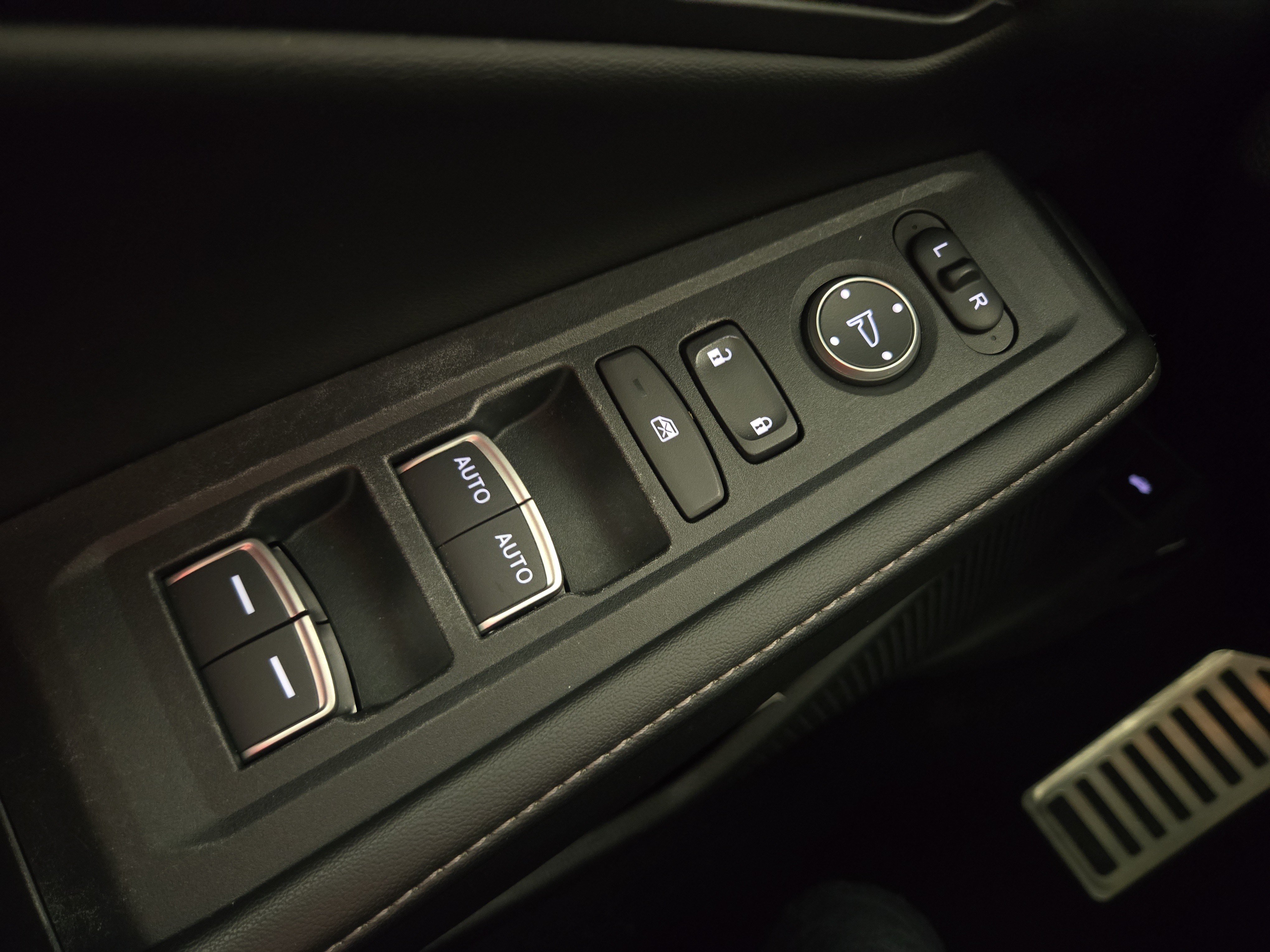 2025 Honda Accord Hybrid Sport - Photo 25