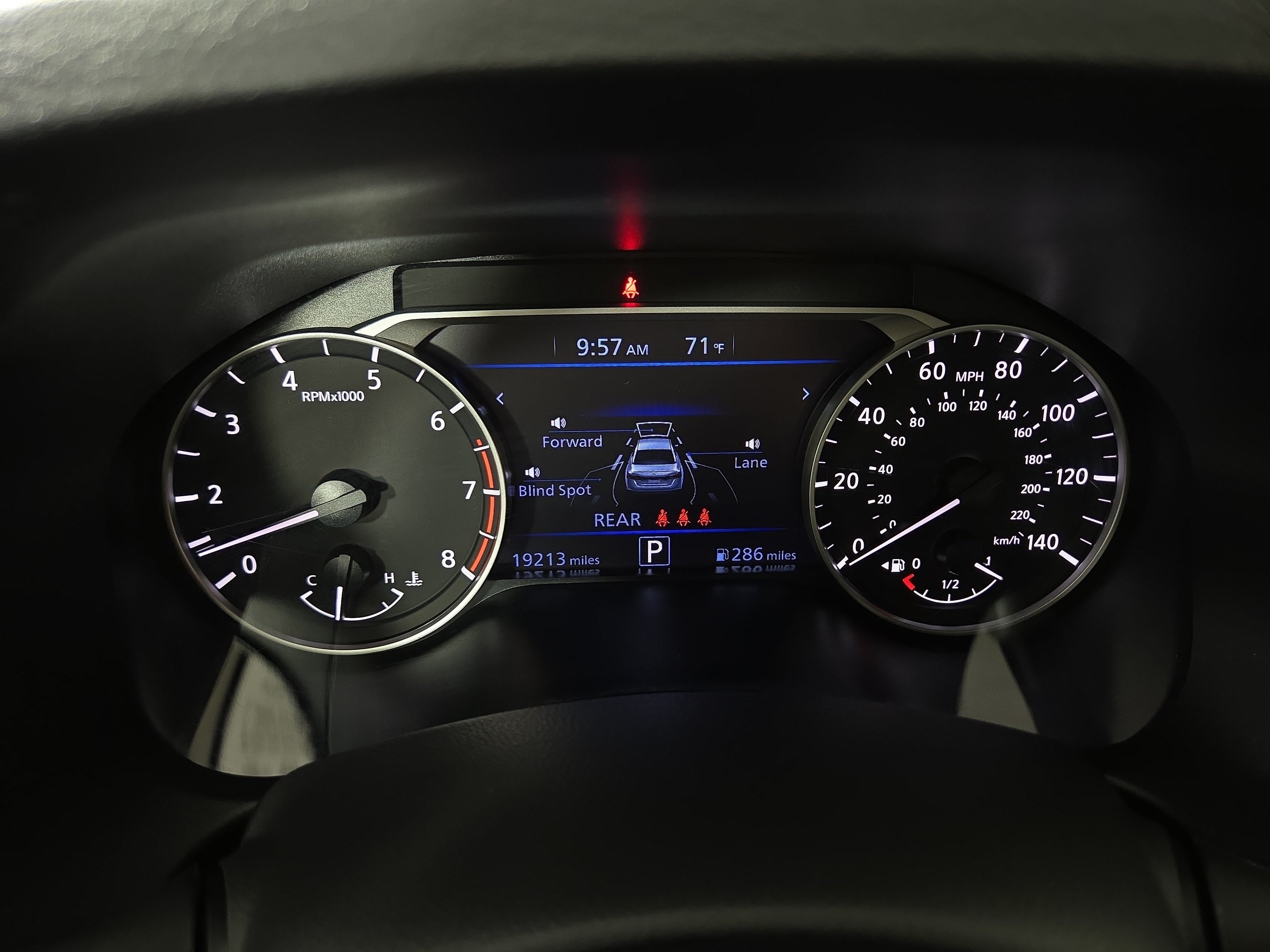2025 Nissan Altima SV - Photo 17