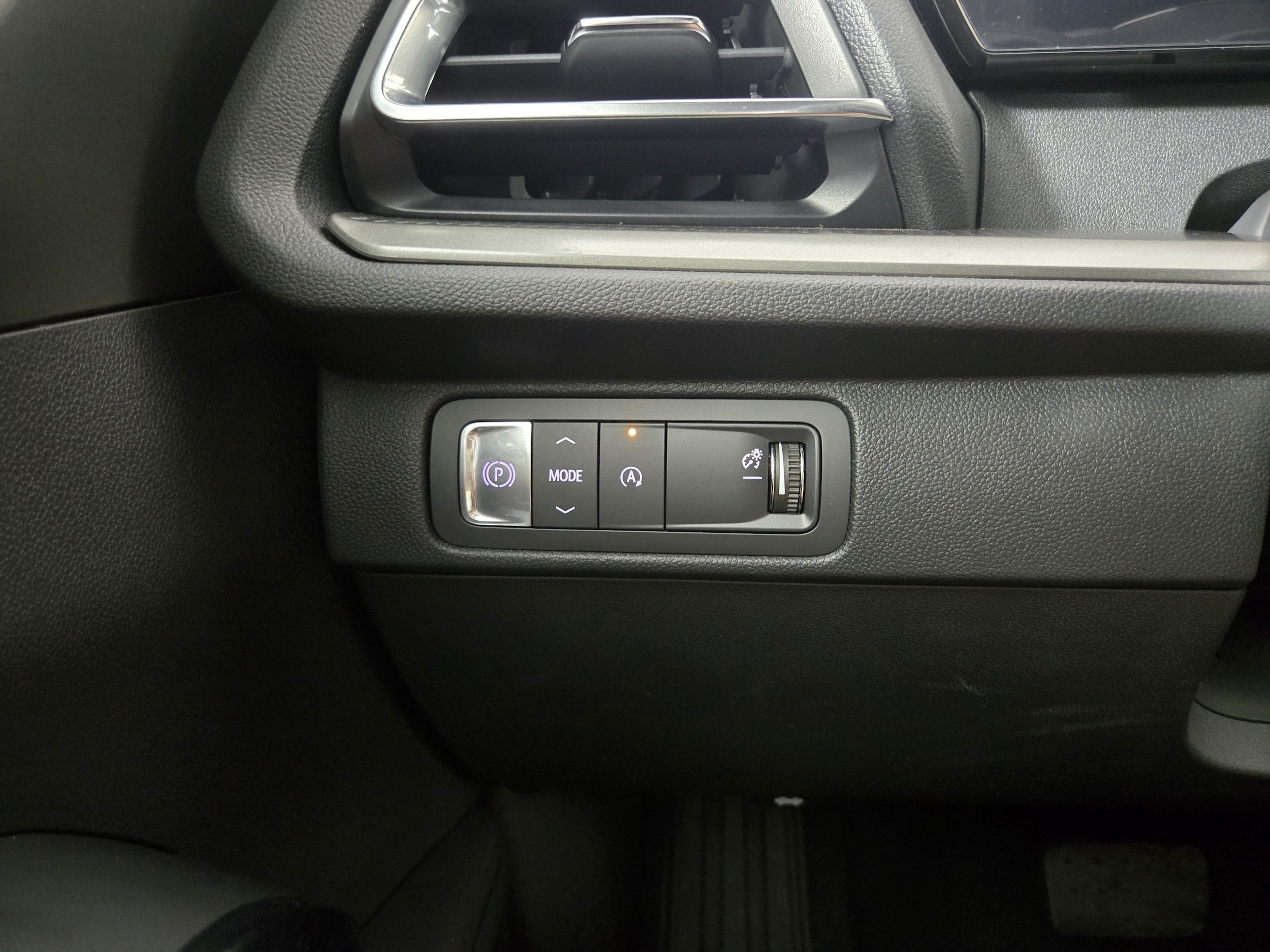 2024 Chevrolet Traverse LS - Photo 31