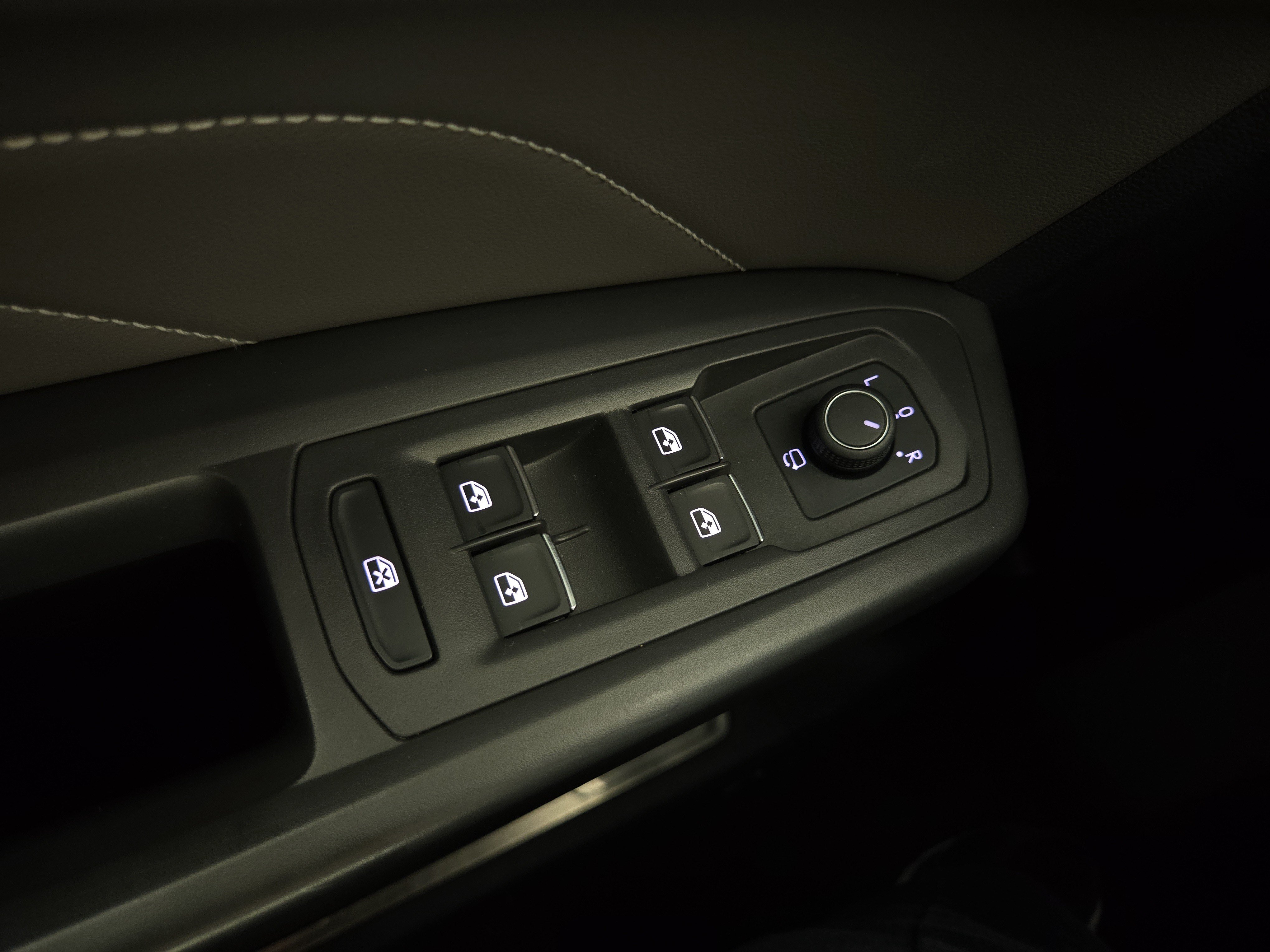 2022 Volkswagen Atlas SEL Premium R-Line - Photo 24