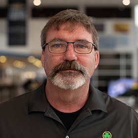 Staff member Steve Shie from ID_721e7c5dedec