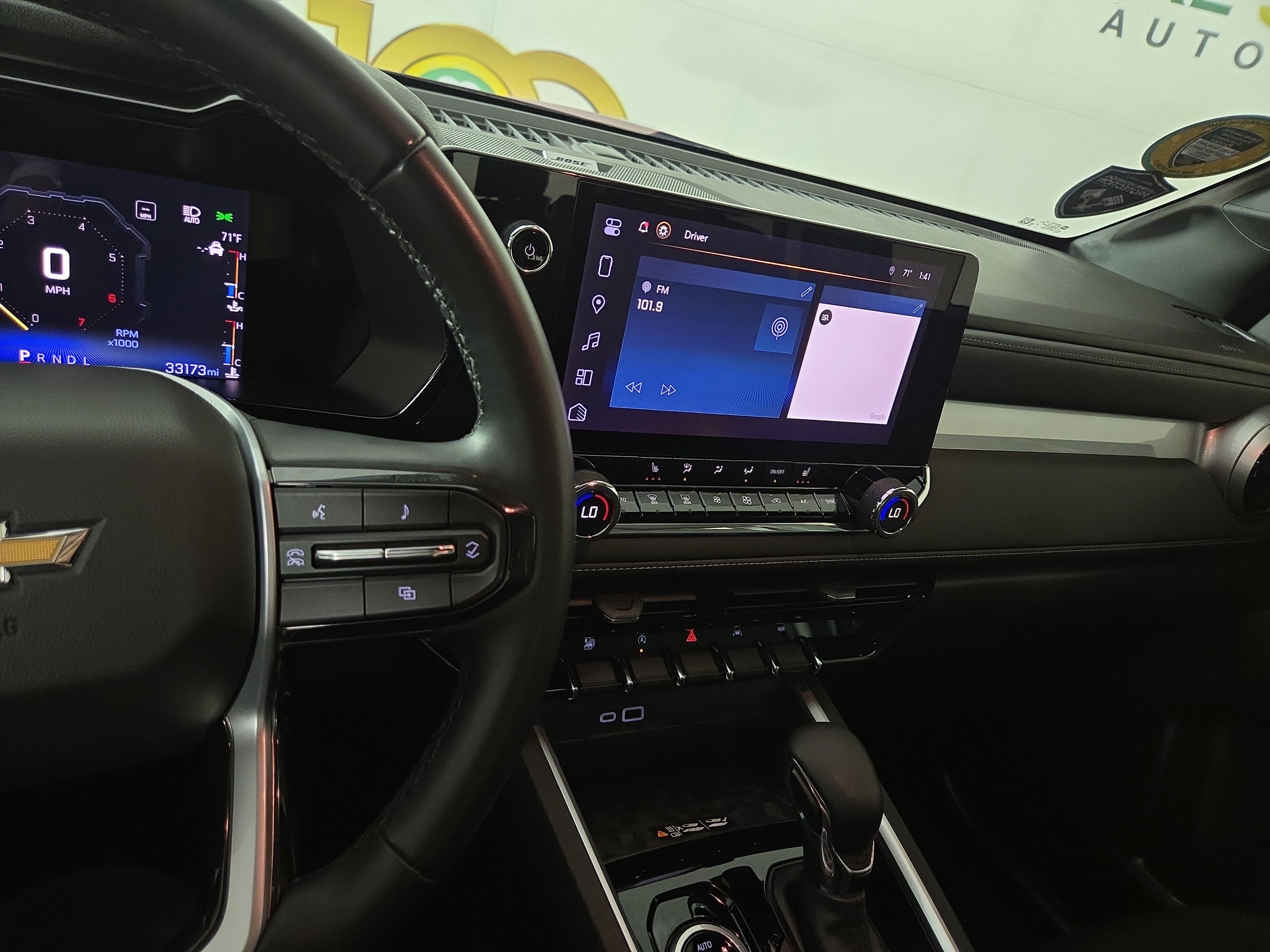 2023 Chevrolet Colorado LT - Photo 23