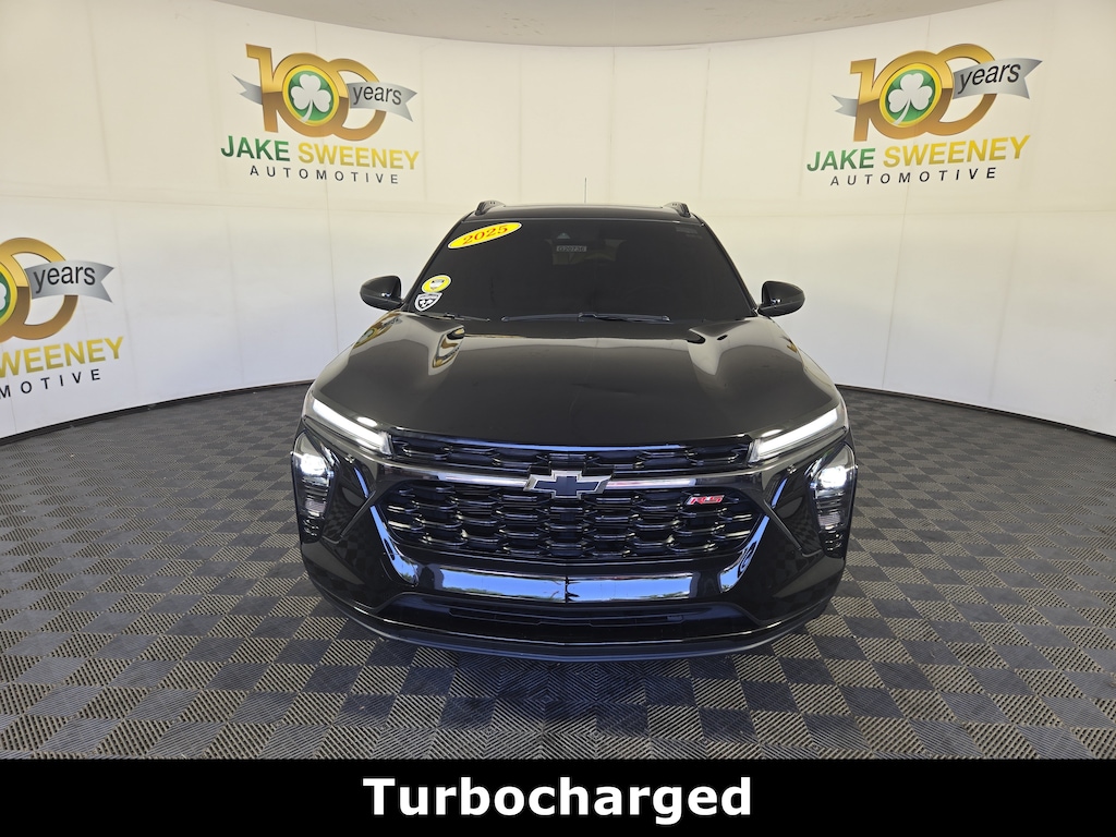 Used 2025 Chevrolet Trax 2RS SUV
