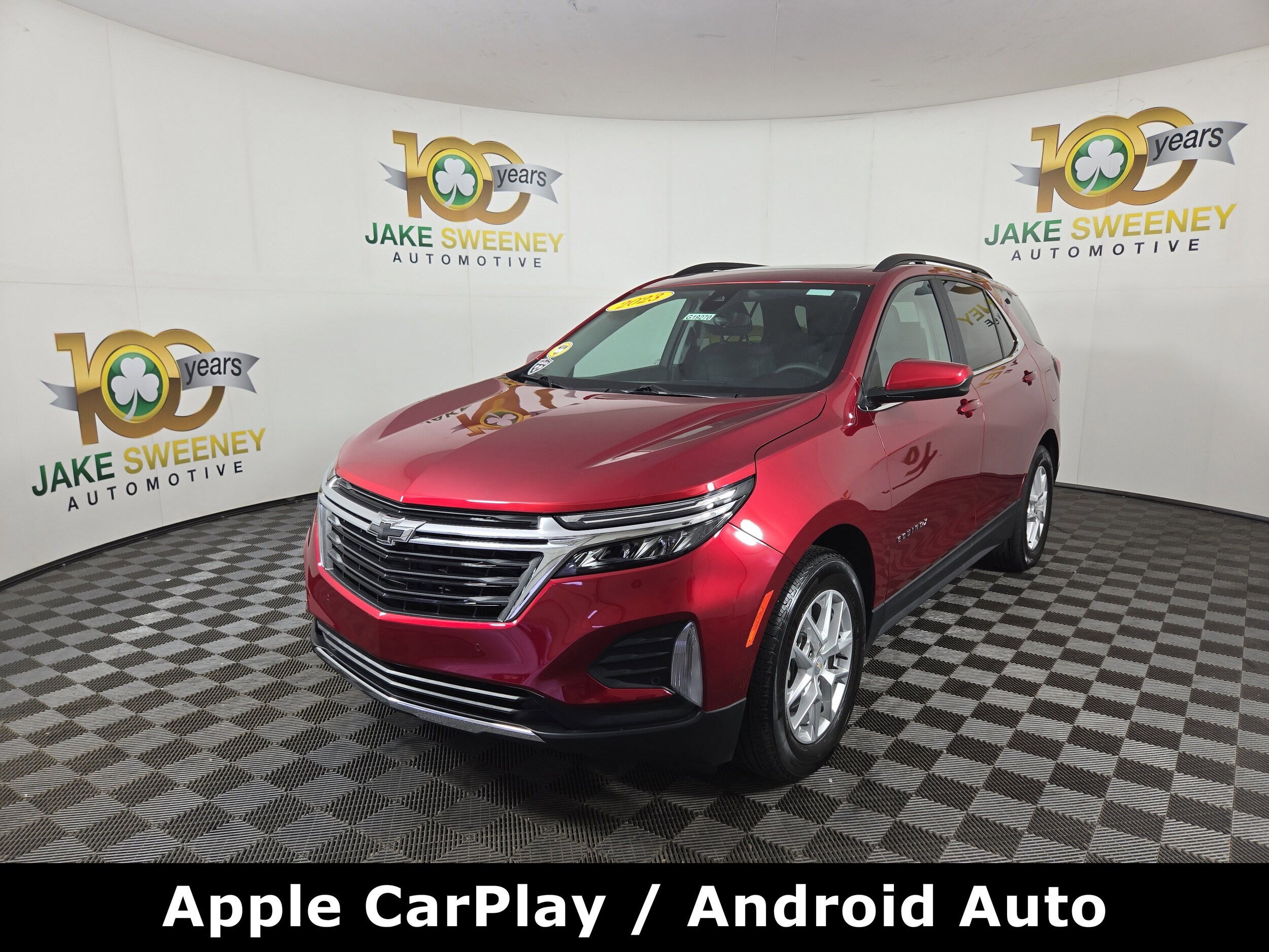 2023 Chevrolet Equinox LT photo 2