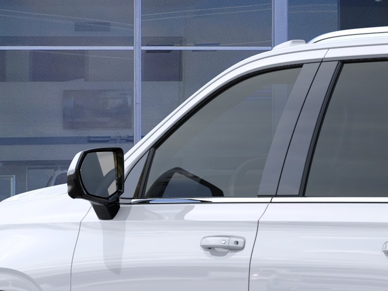 2027 Chevrolet Suburban LT - Photo 13