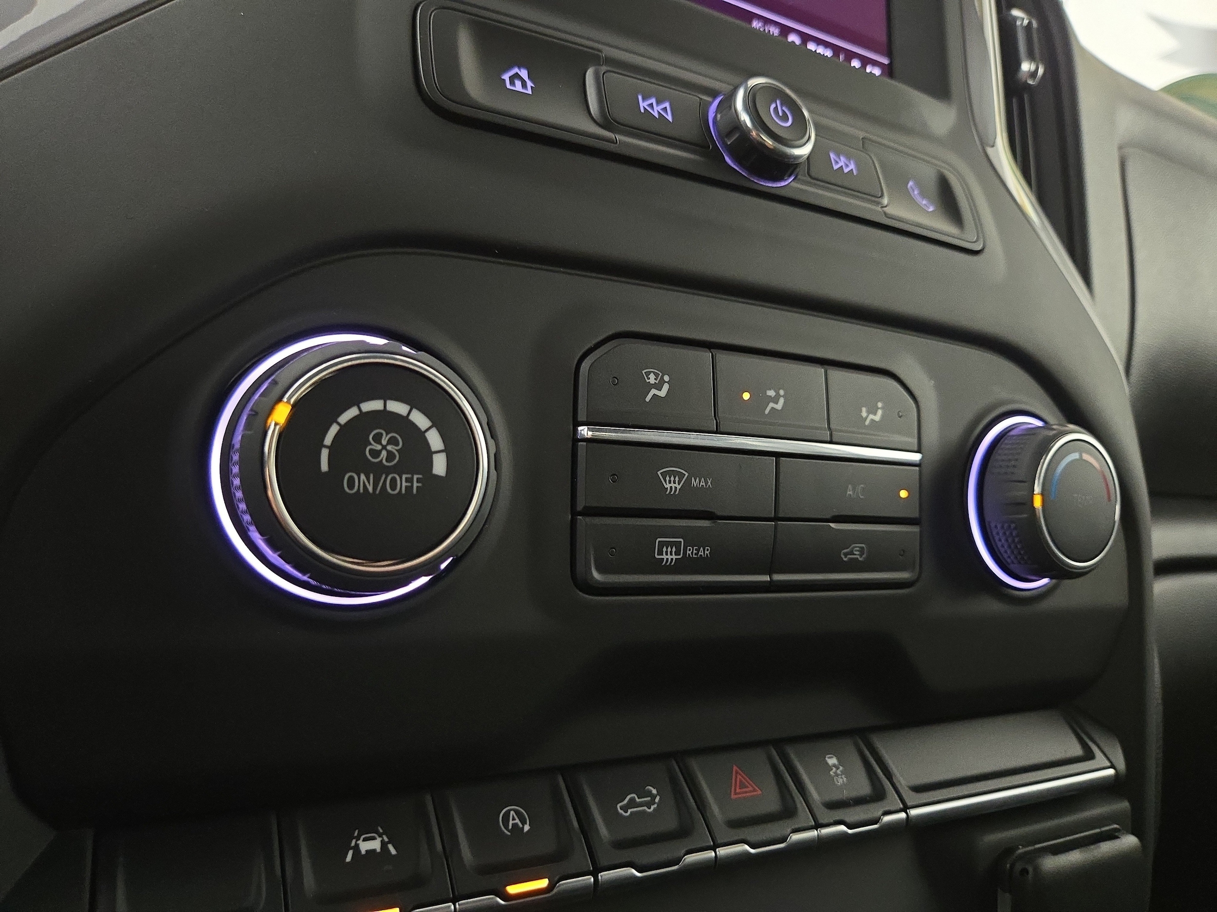2022 Chevrolet Silverado 1500 Custom - Photo 27