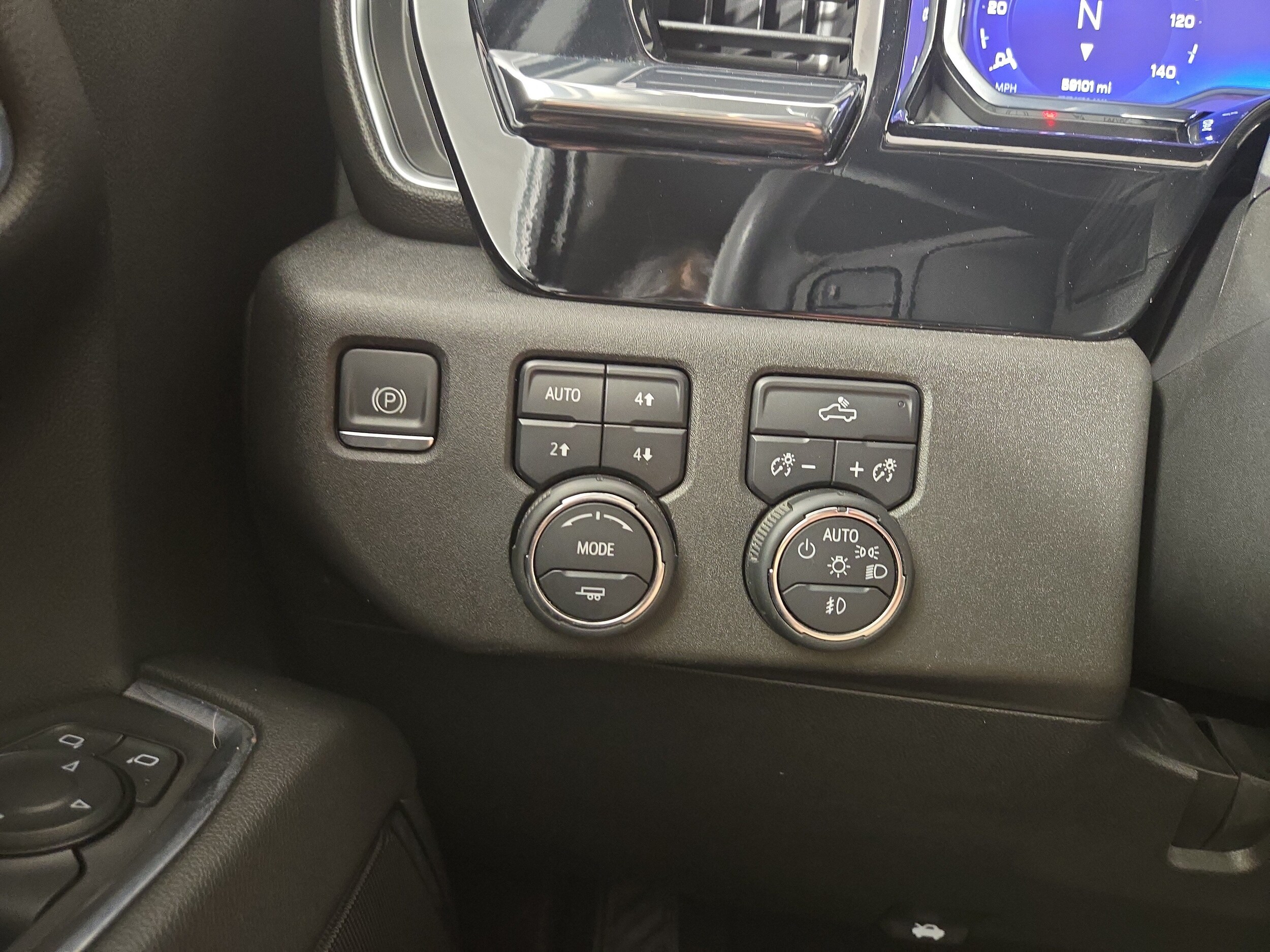 2023 Chevrolet Silverado 1500 RST - Photo 27