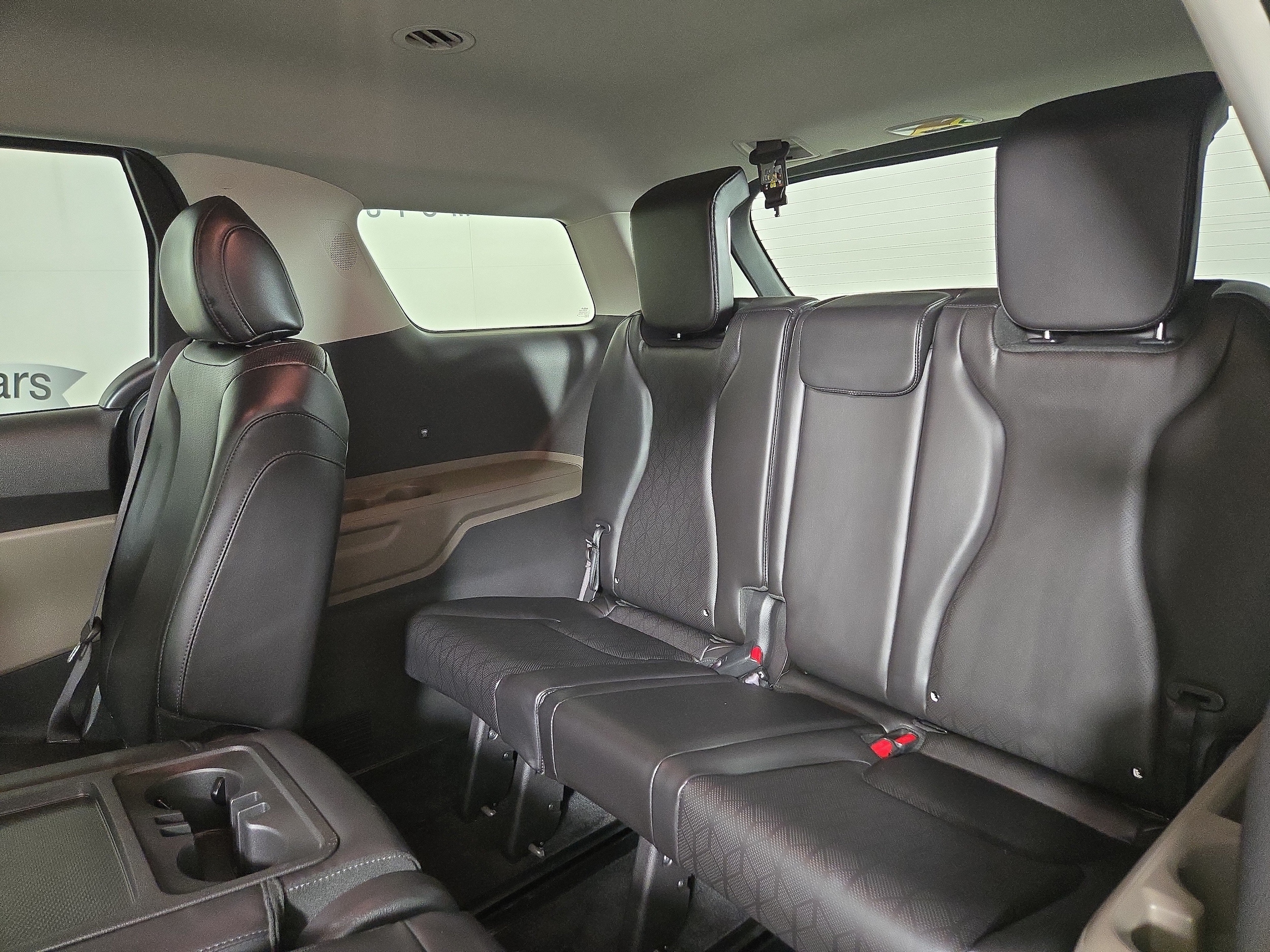 2025 Kia Carnival LXS - Photo 13