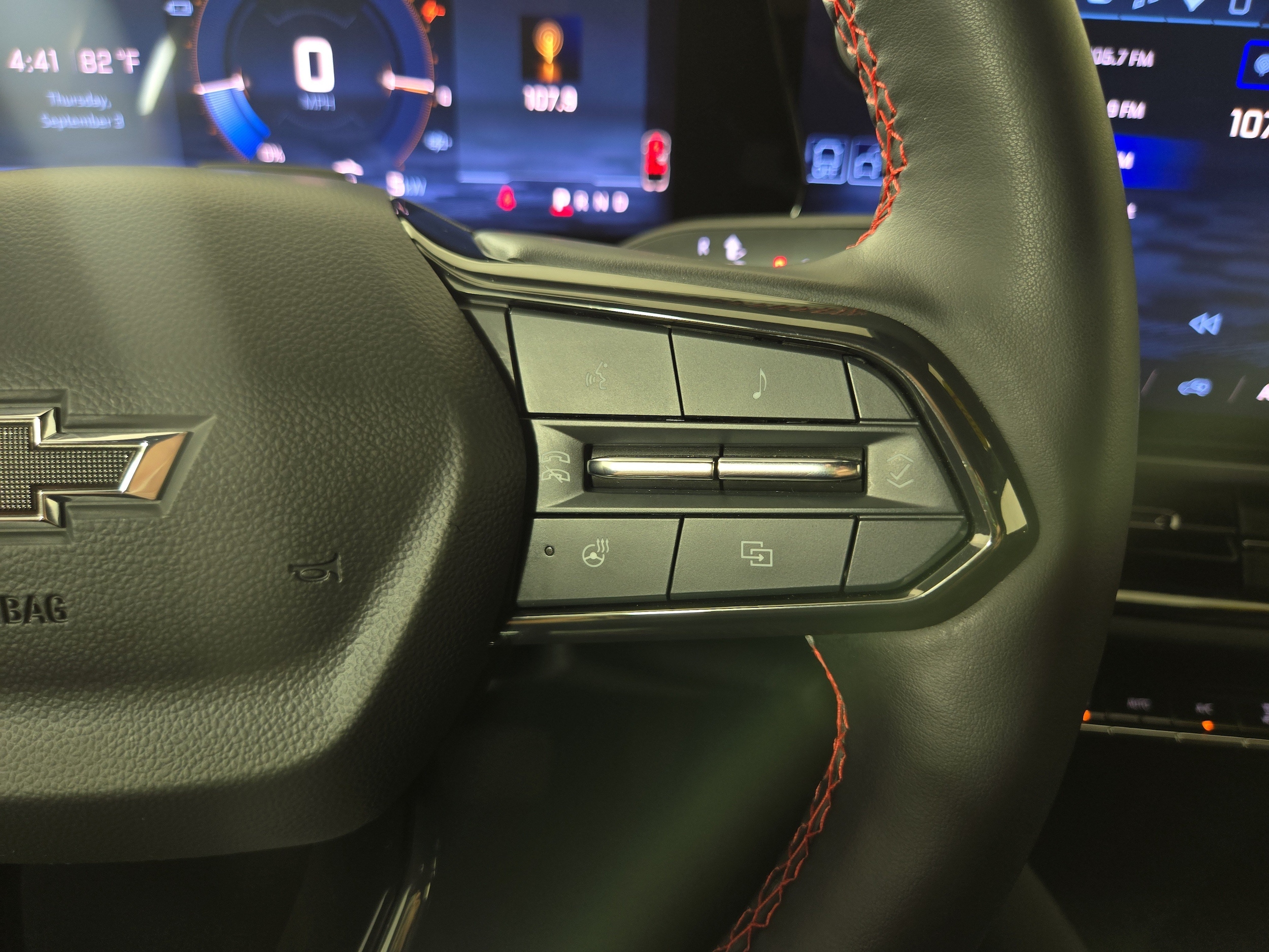 2023 Chevrolet Silverado 1500 LT - Photo 16