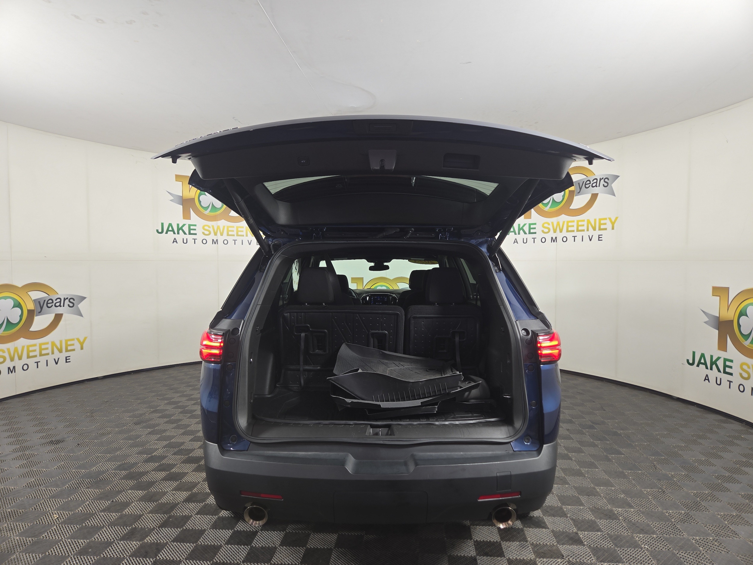 2023 Chevrolet Traverse 1LT - Photo 32