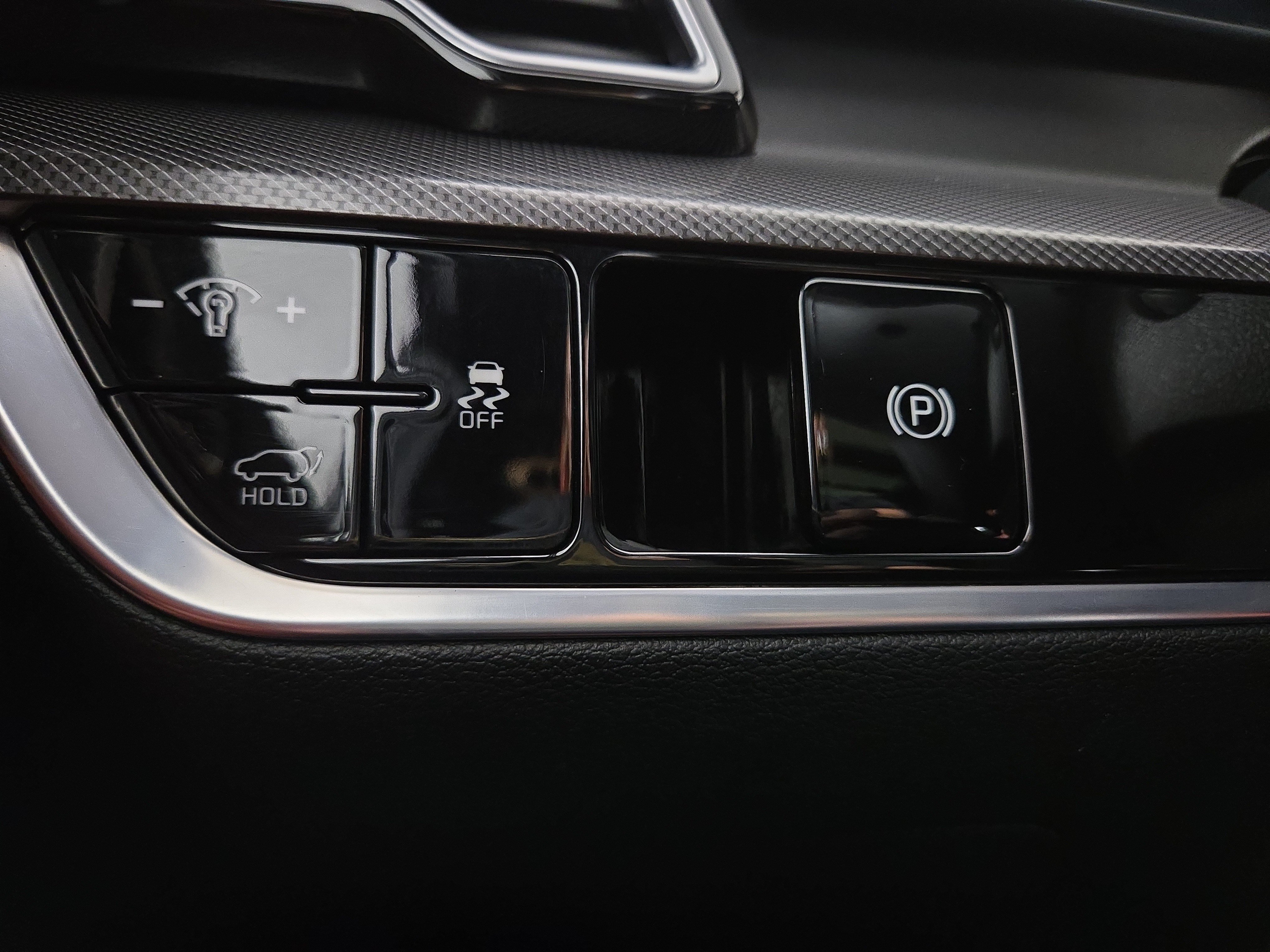 2024 Kia Sportage SX - Photo 25