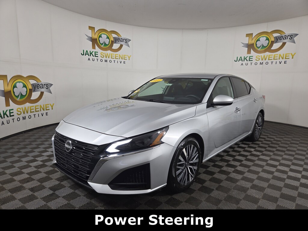 Used 2023 Nissan Altima 2.5 SV Sedan