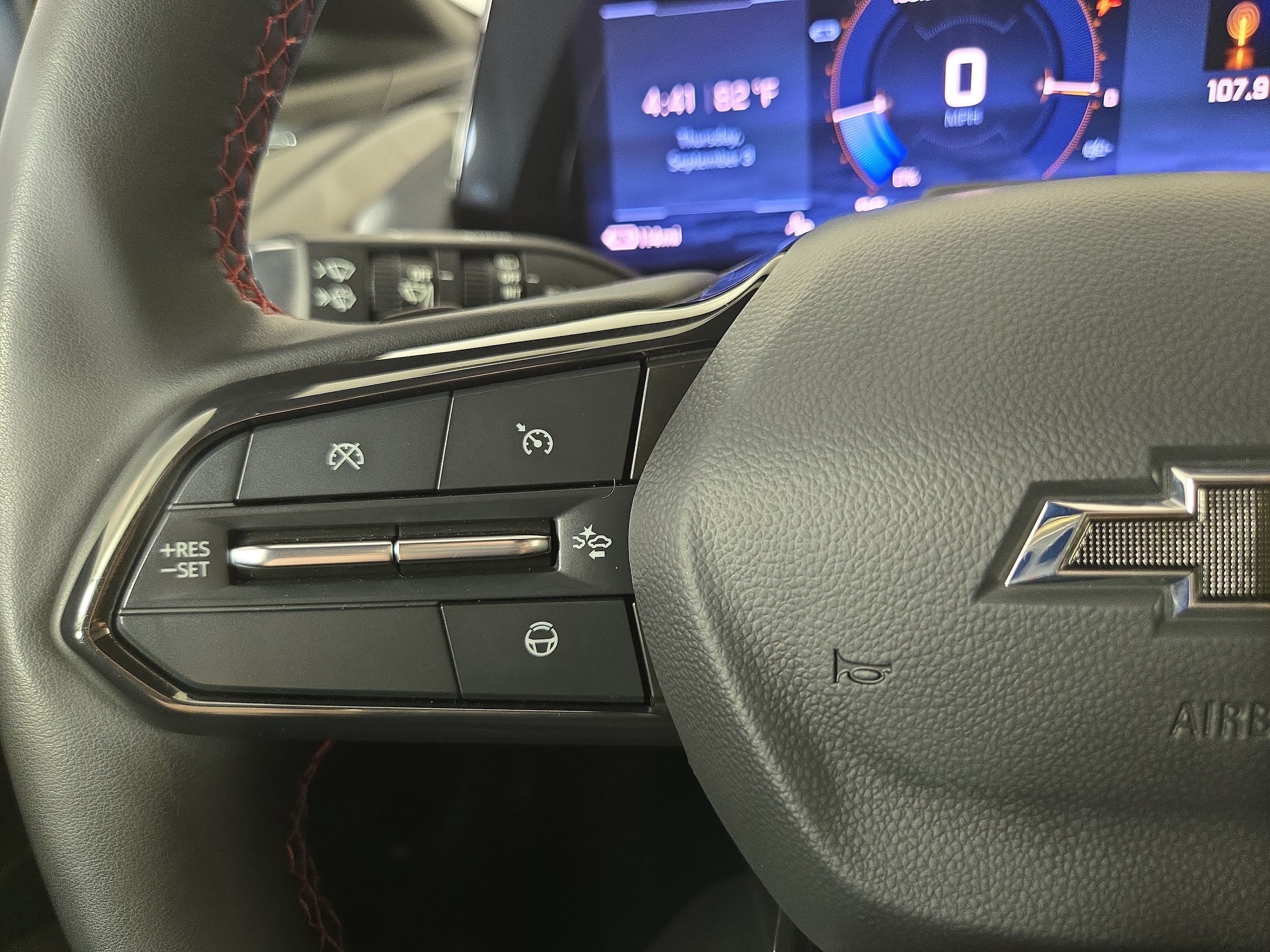 2023 Chevrolet Silverado 1500 LT - Photo 15