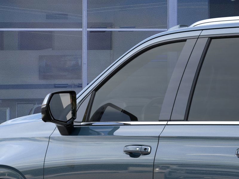 2025 Chevrolet Suburban Premier - Photo 13