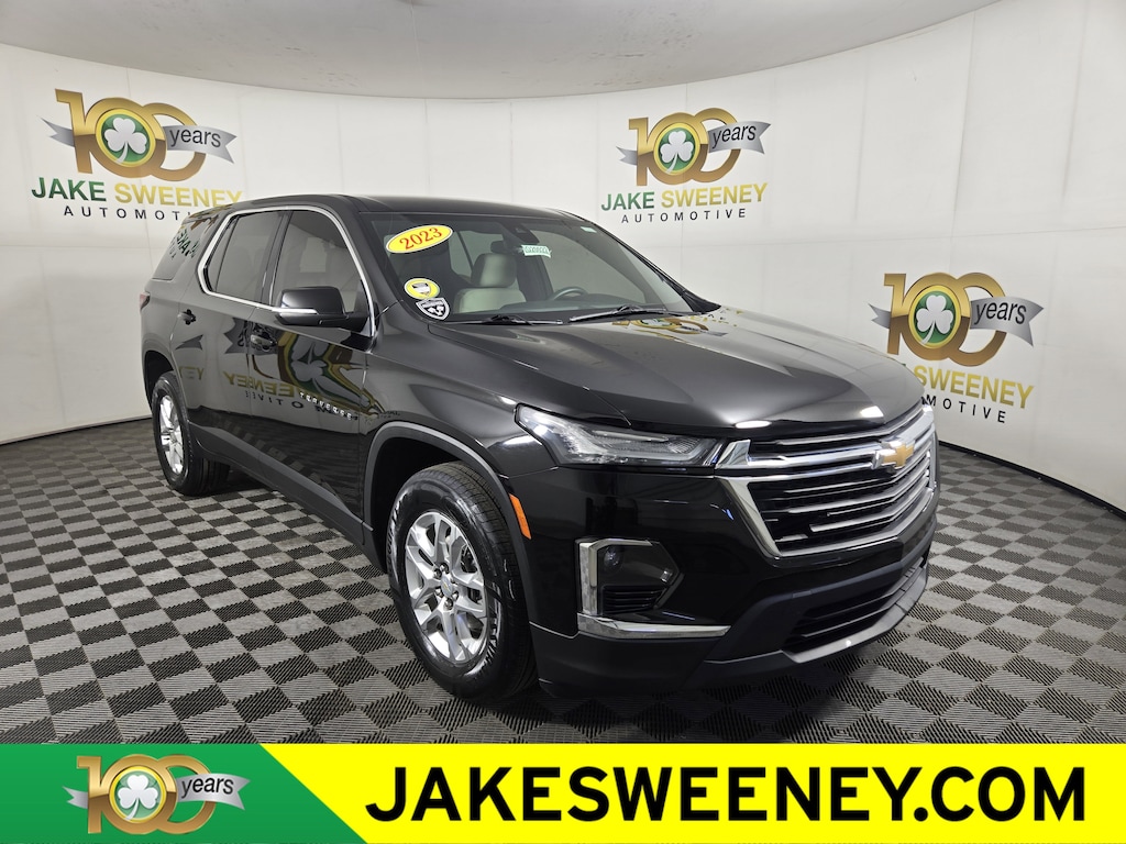 Used 2023 Chevrolet Traverse LS SUV