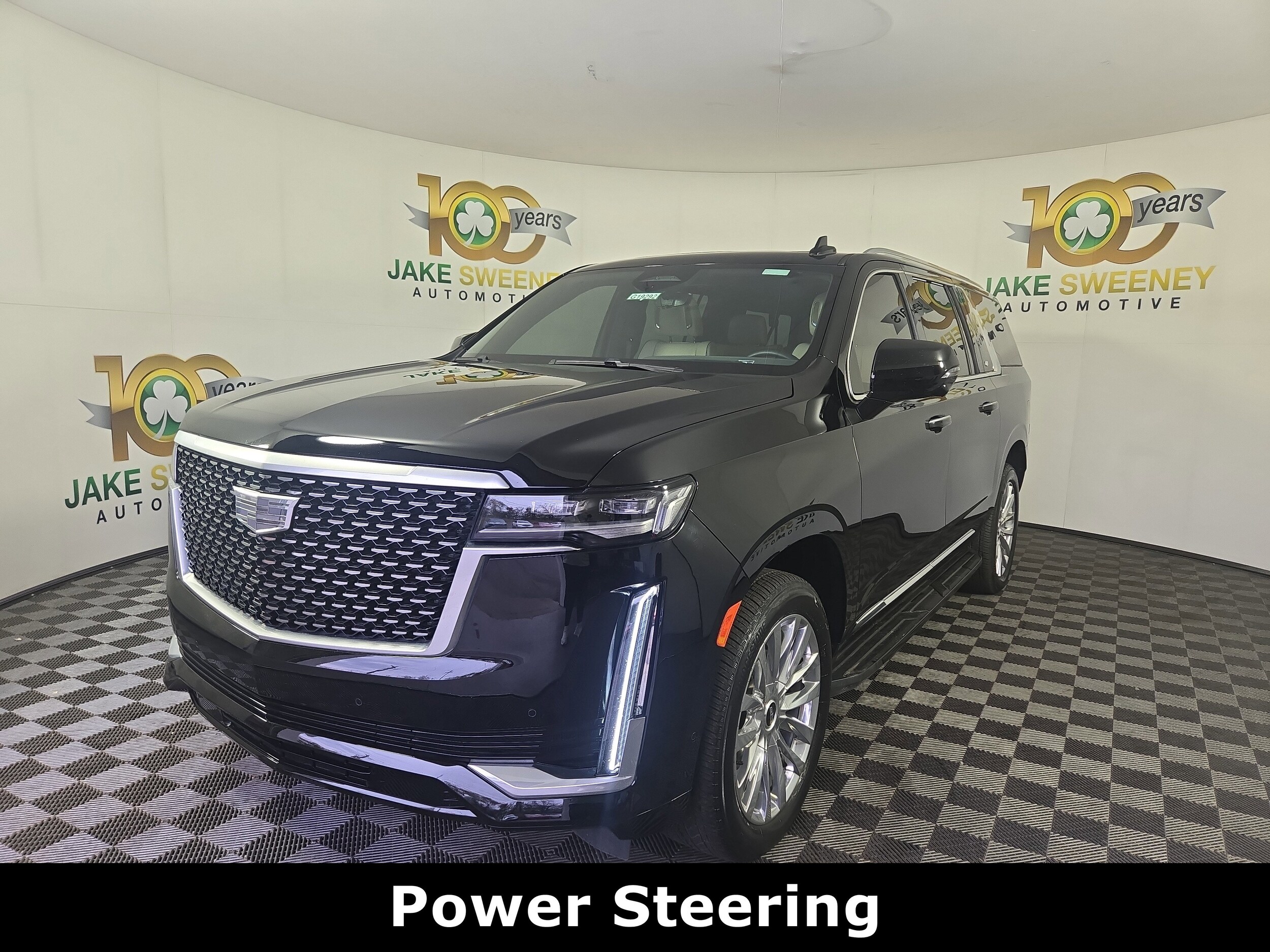 2023 Cadillac Escalade ESV Premium Luxury photo 3