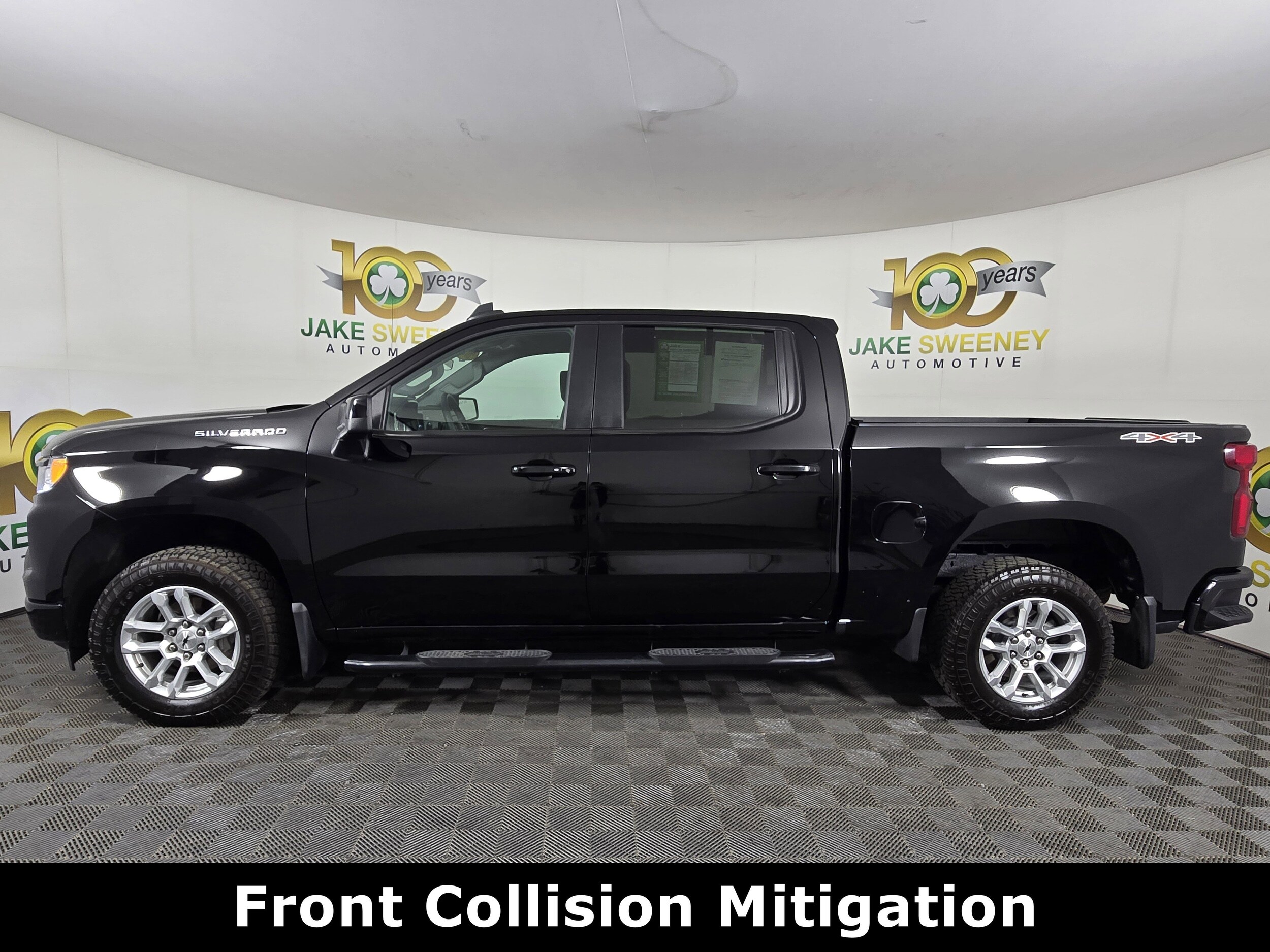 2023 Chevrolet Silverado 1500 RST photo 4