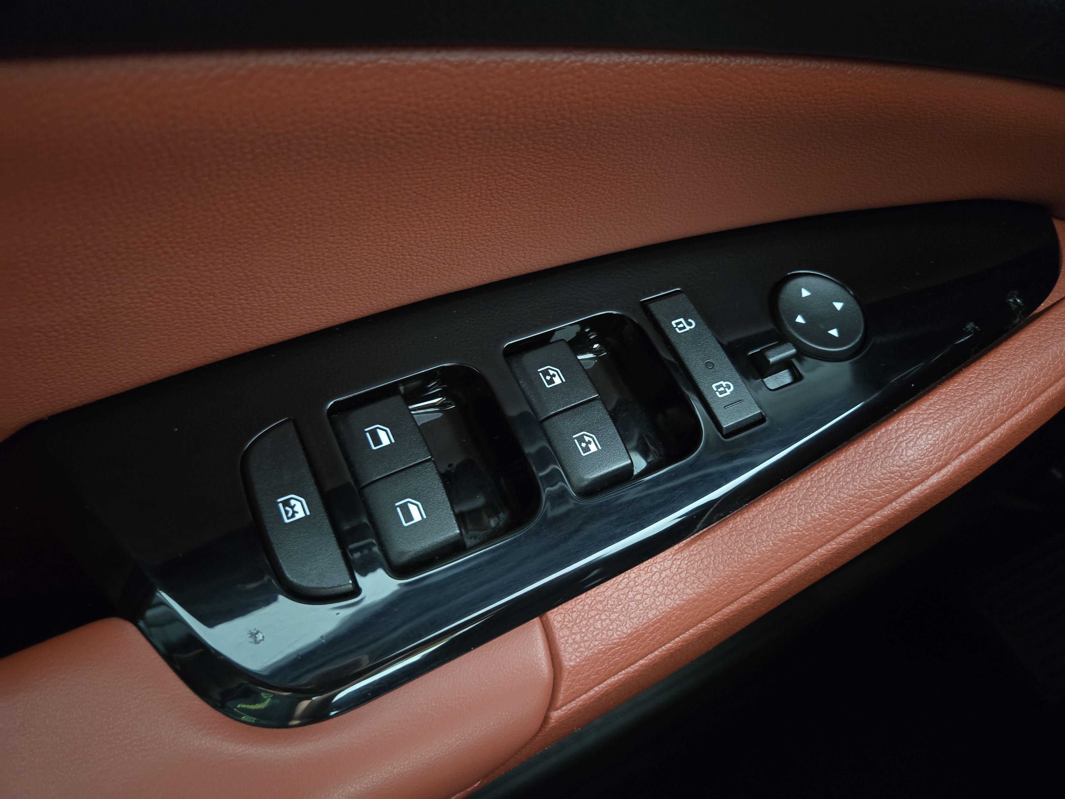 2024 Kia Sportage SX - Photo 26