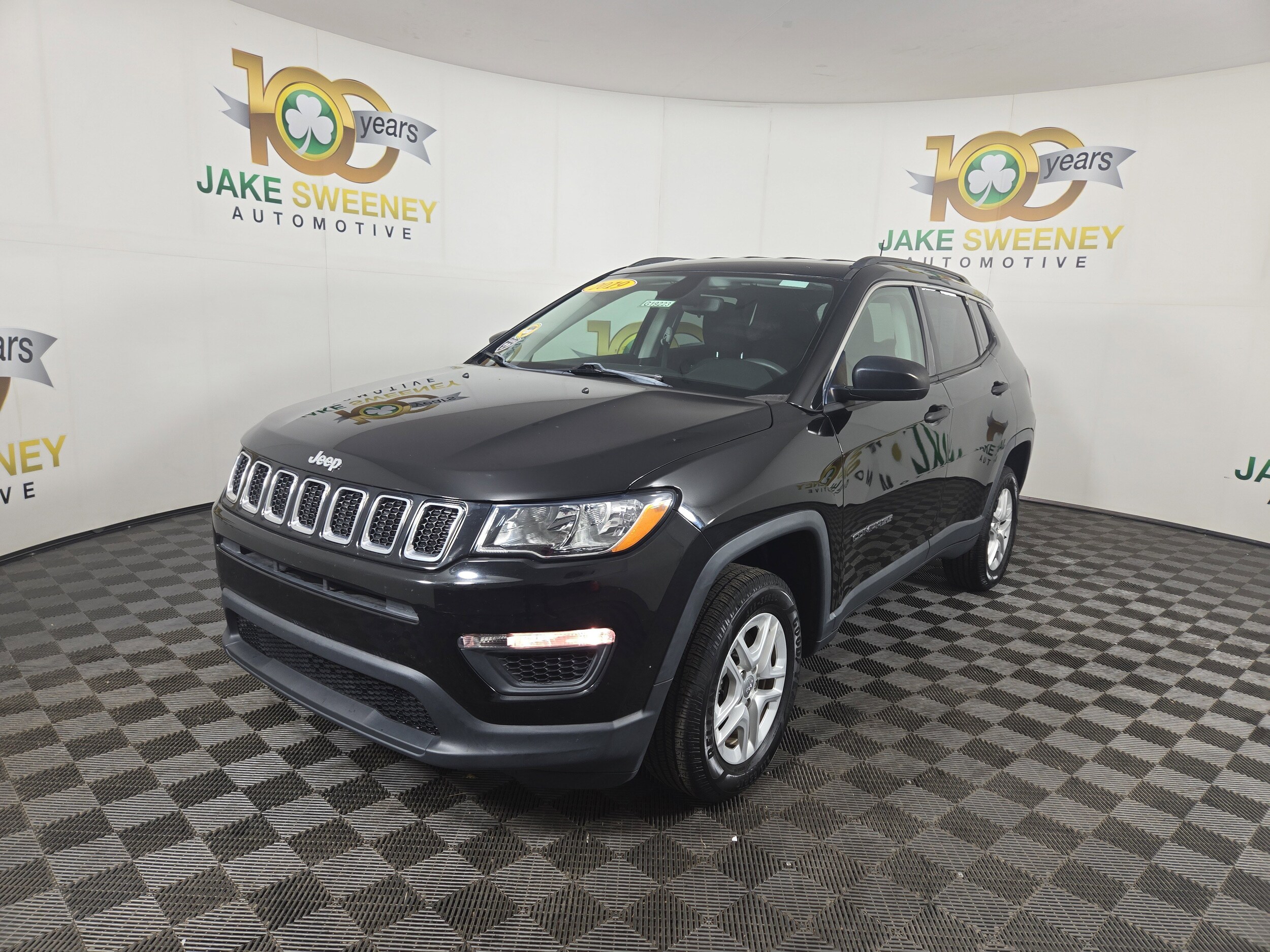 2019 Jeep Compass Sport photo 3