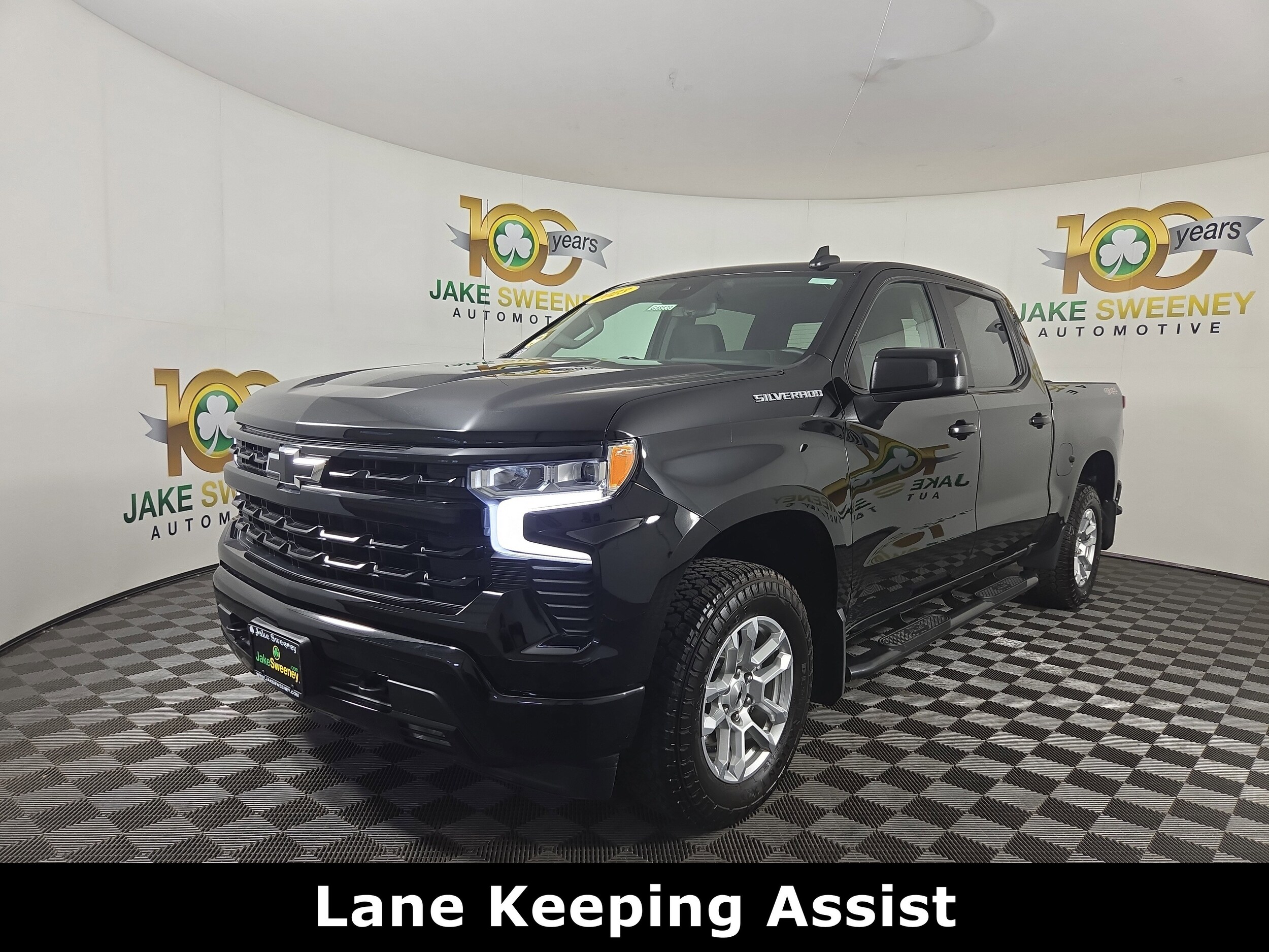 2023 Chevrolet Silverado 1500 RST photo 3
