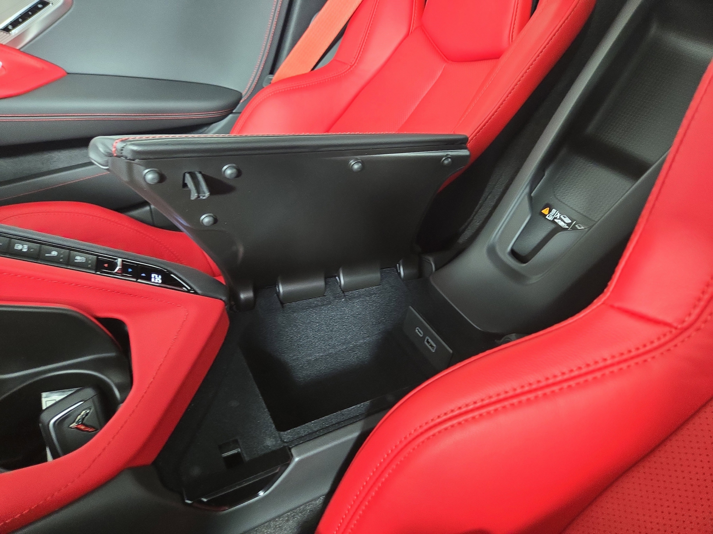 2025 Chevrolet Corvette 2LZ - Photo 23