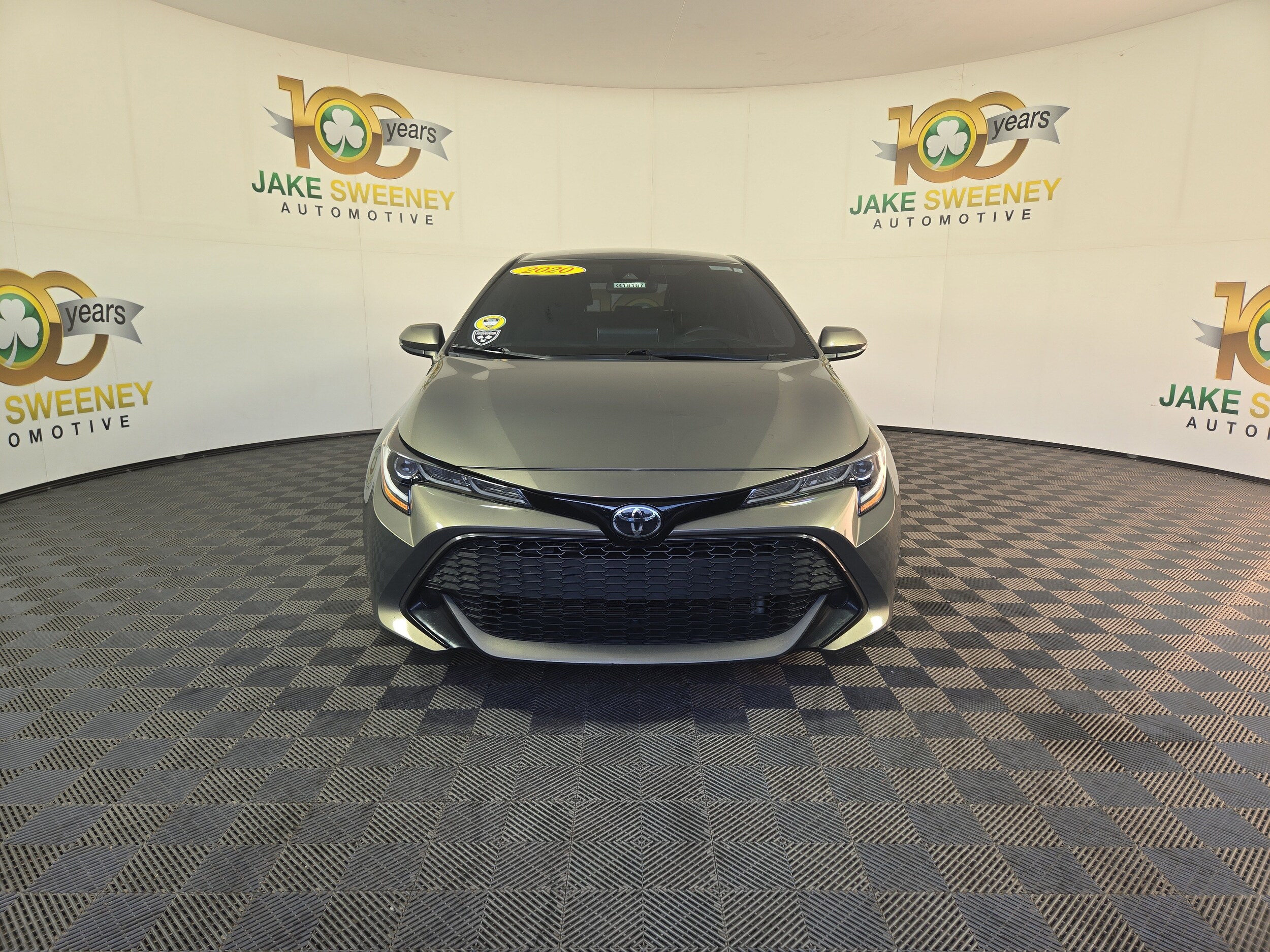 2020 Toyota Corolla SE photo 2
