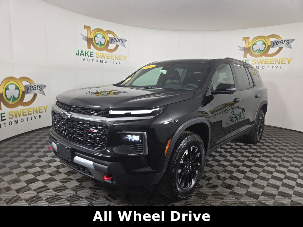 Used 2025 Chevrolet Traverse Z71 SUV