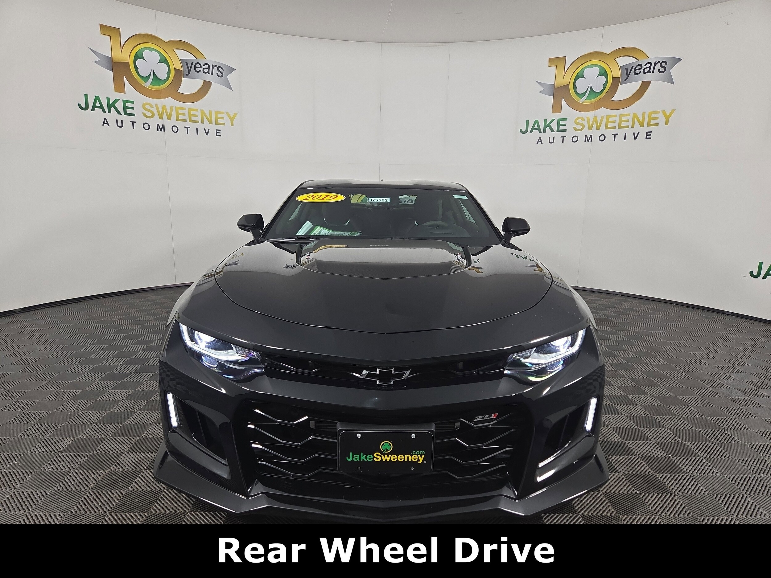 2019 Chevrolet Camaro ZL1 photo 2