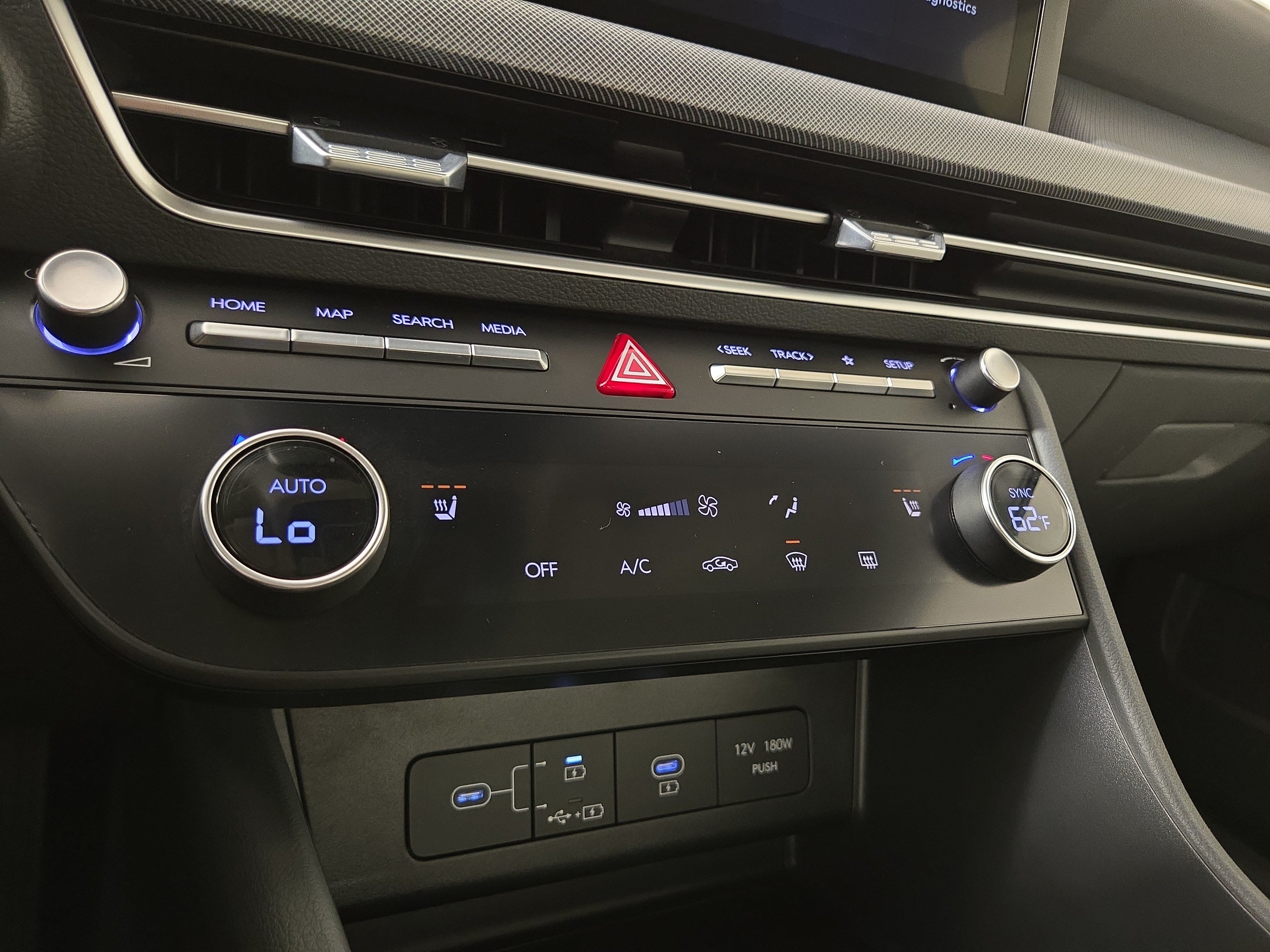 2025 Hyundai Sonata SEL - Photo 24